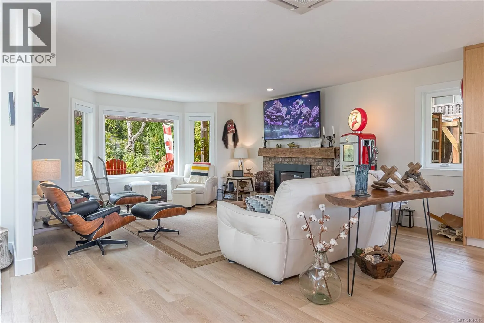 143 Denman Dr
