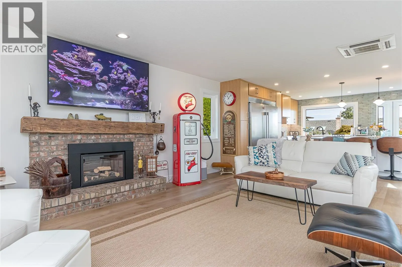 143 Denman Dr