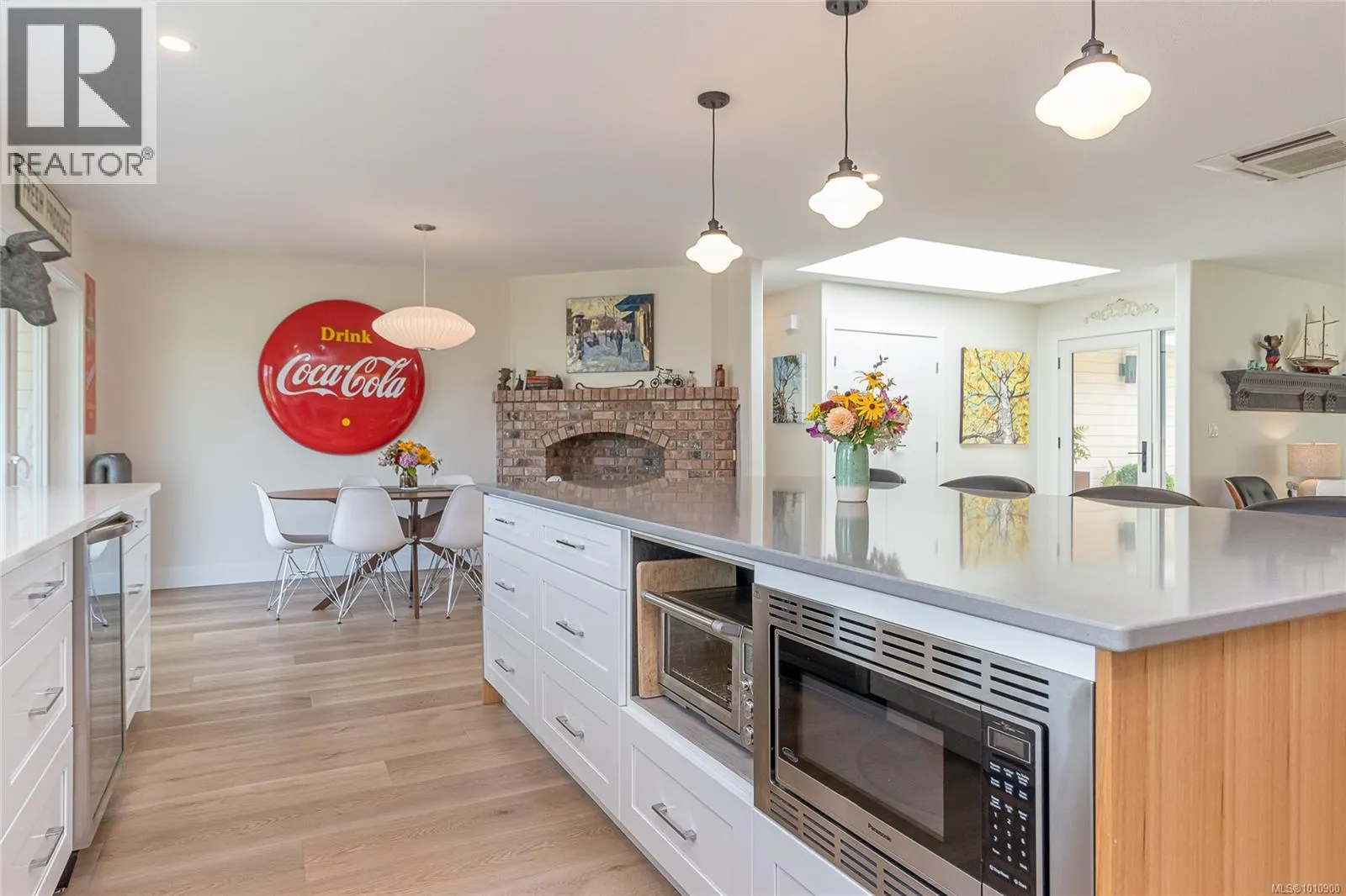143 Denman Dr