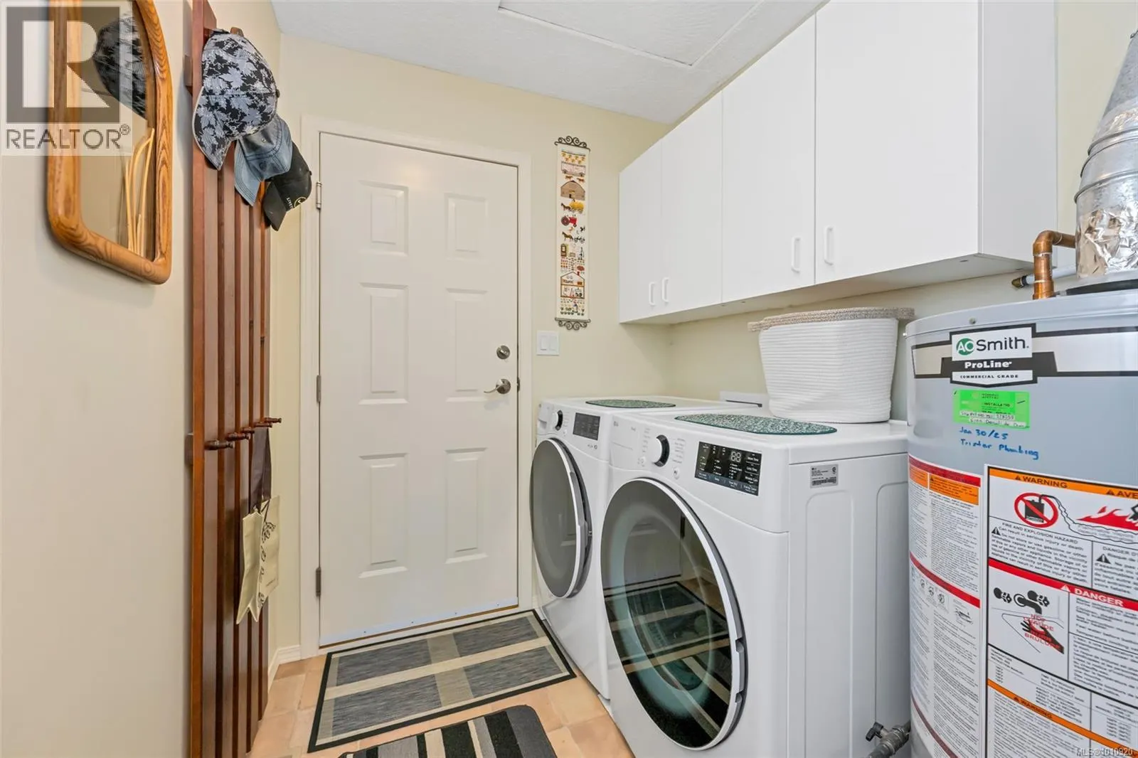 6100 Denali Dr