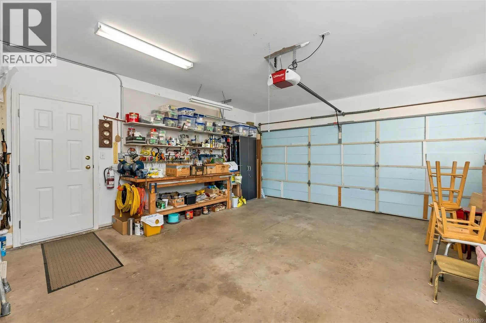 6100 Denali Dr