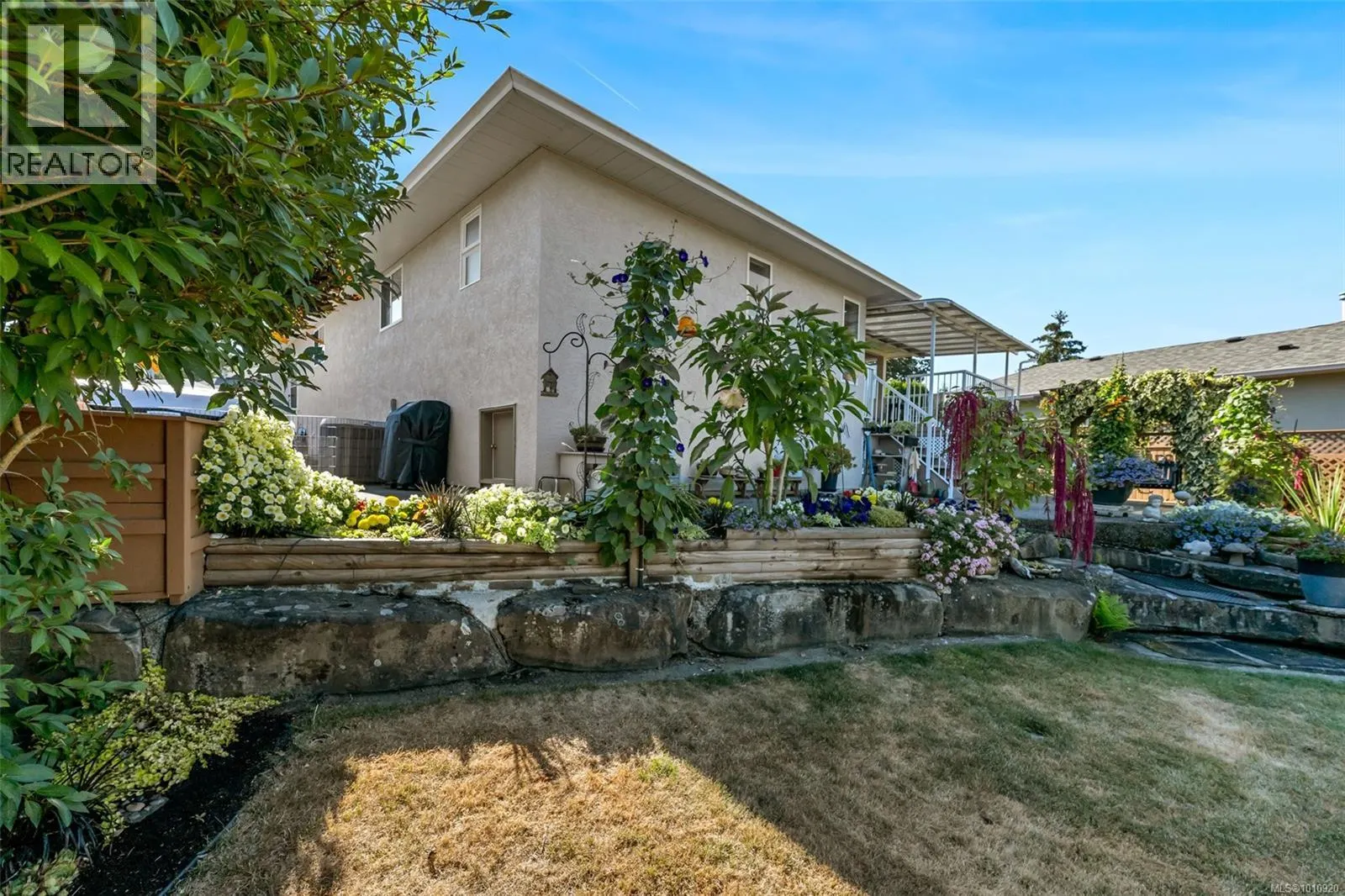 6100 Denali Dr