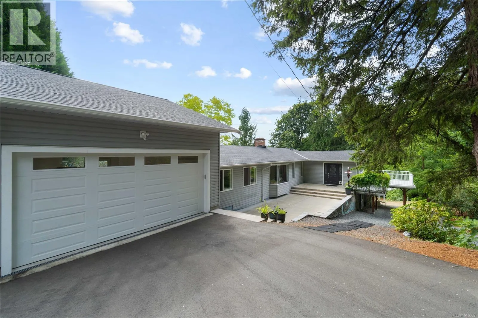 2100 Cinnabar Dr