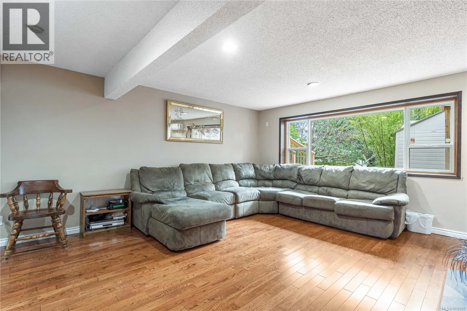 2100 Cinnabar Dr