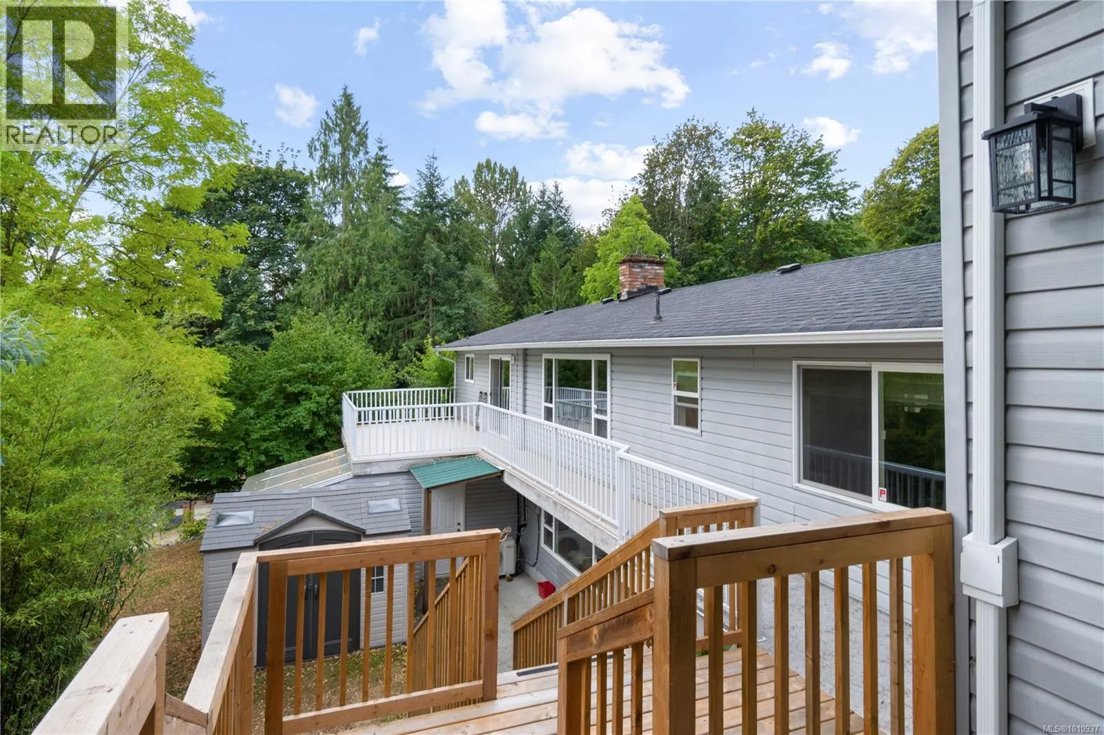 2100 Cinnabar Dr