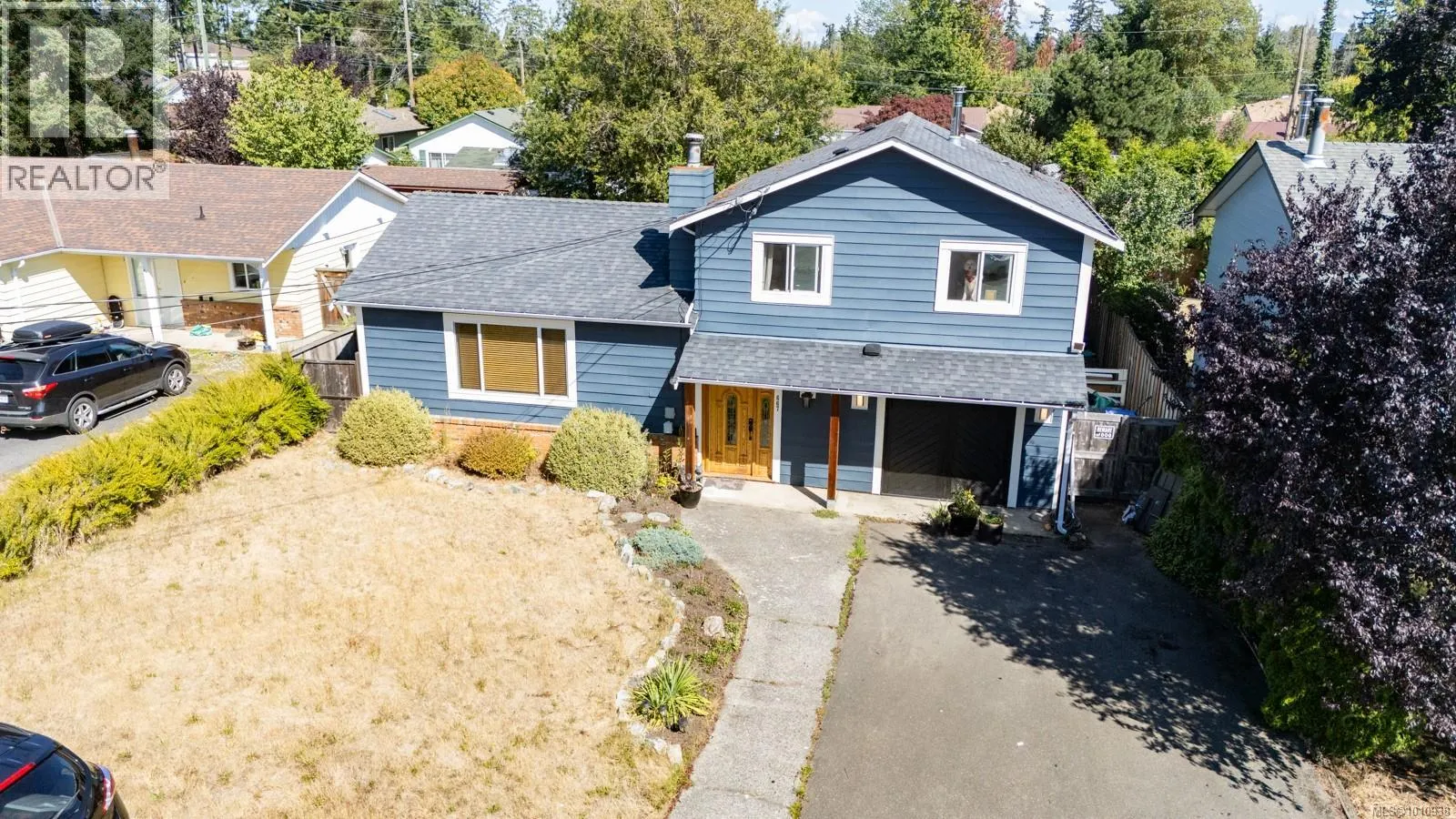 667 Blenkin Ave
