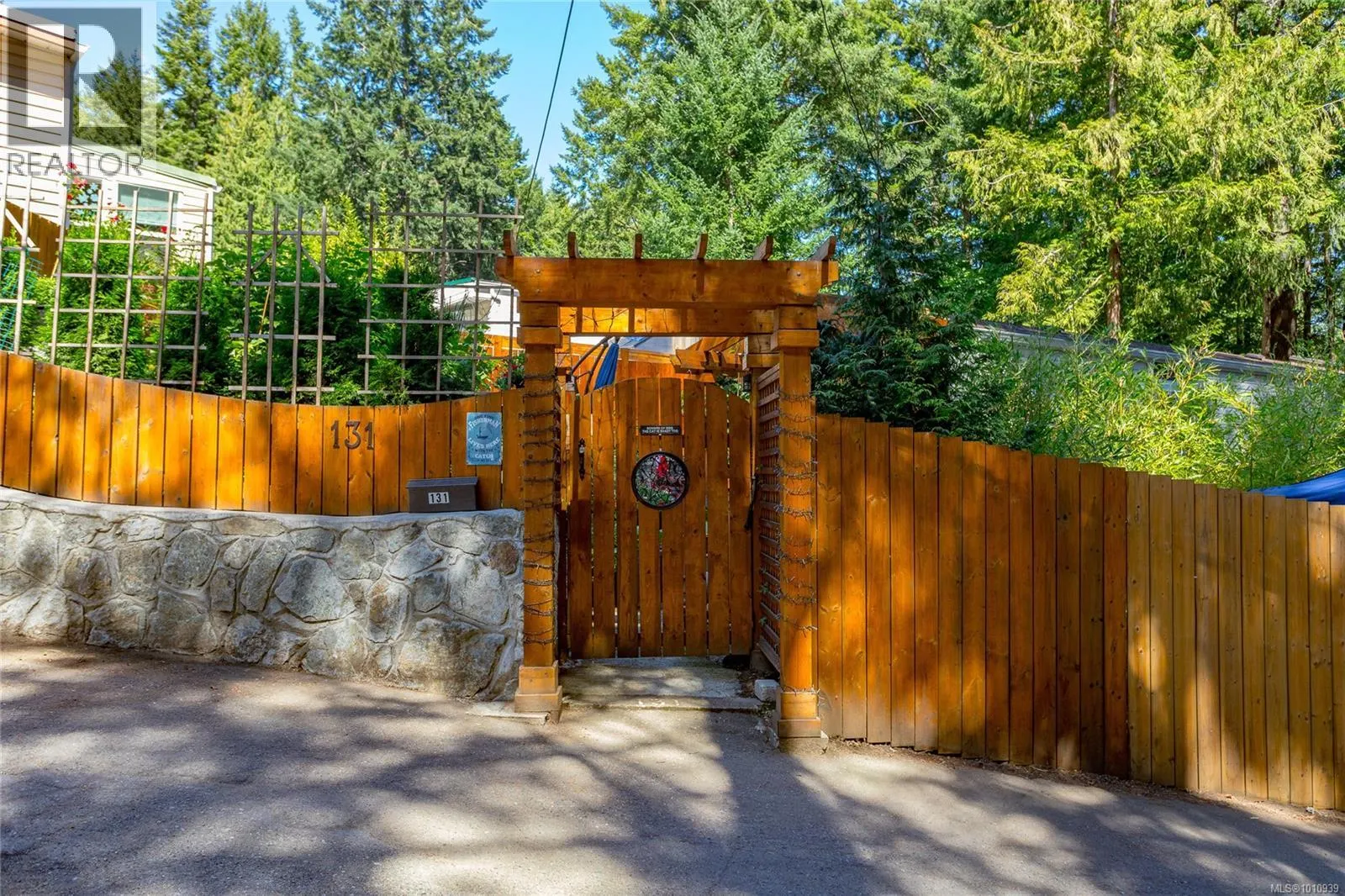 131 2500 Florence Lake Rd