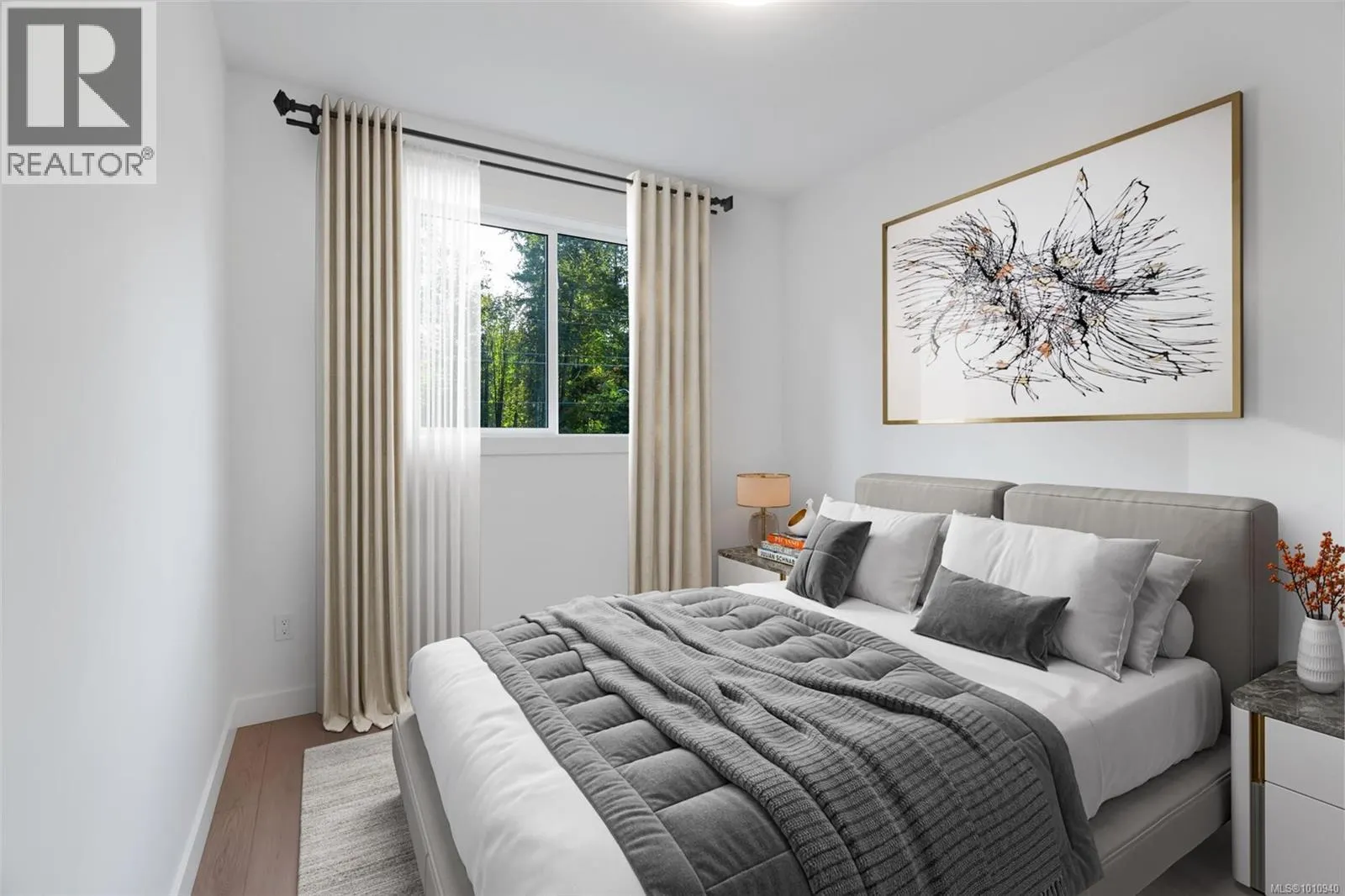 108 Plante Cres