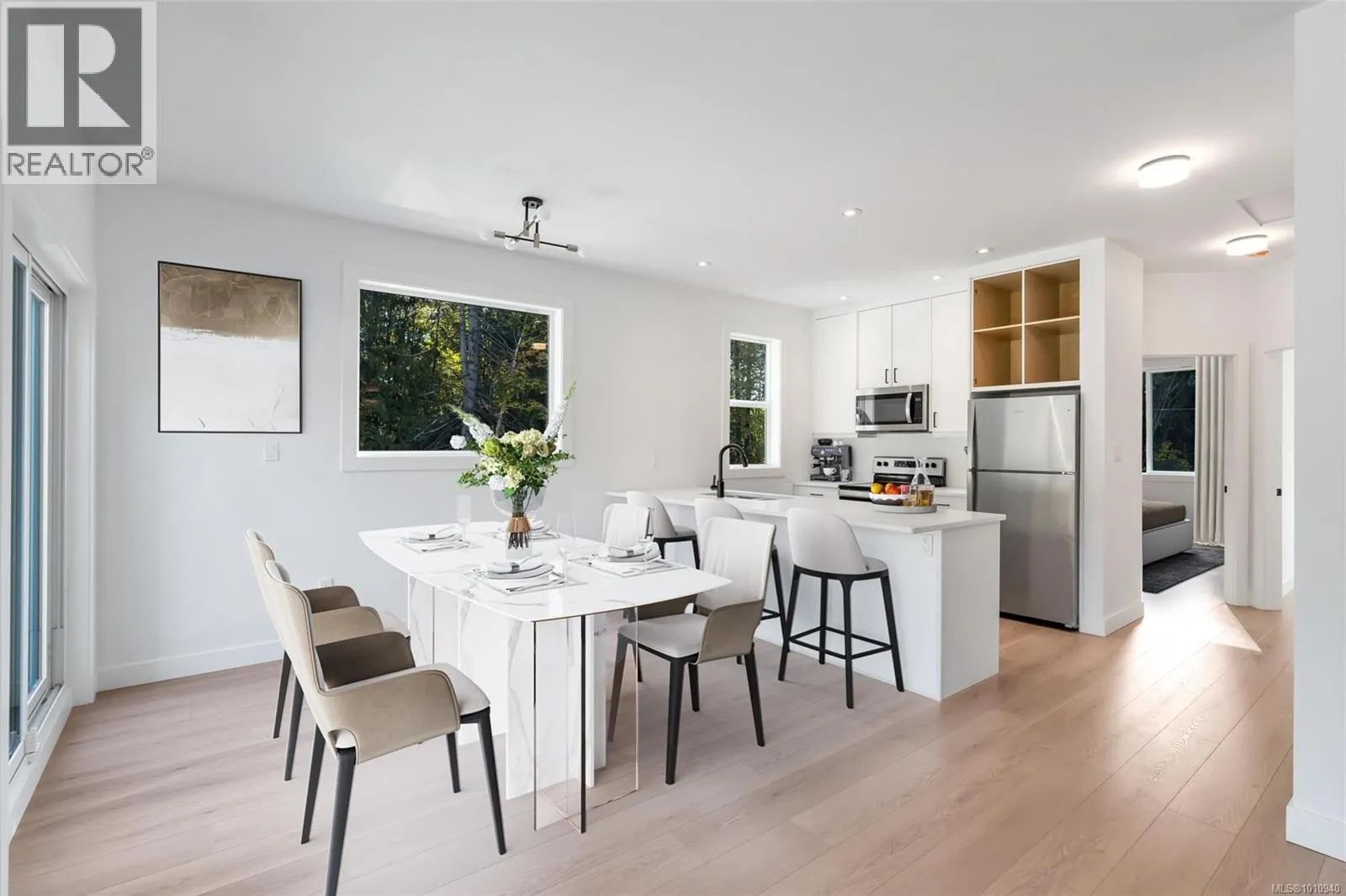 108 Plante Cres
