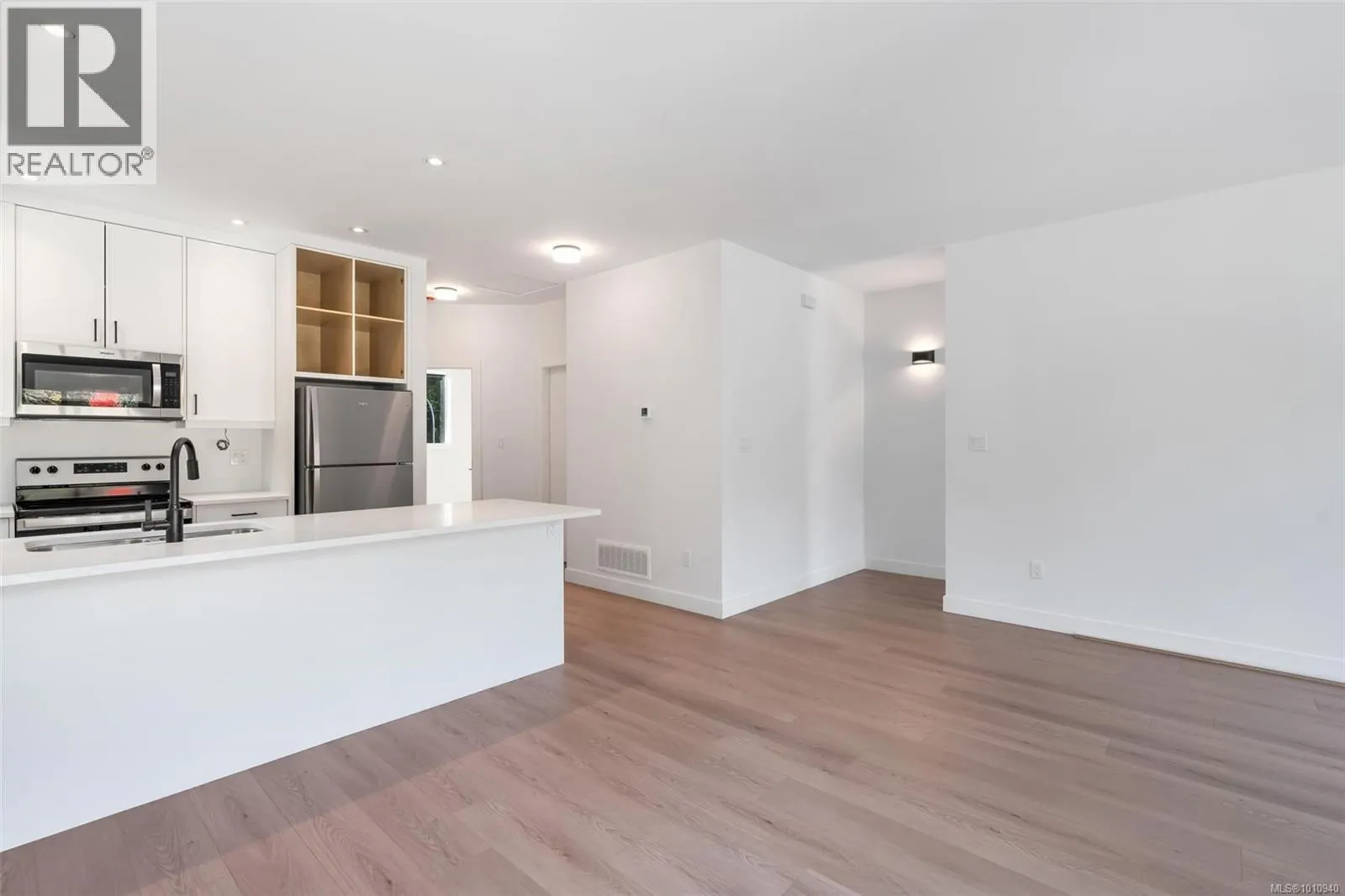 108 Plante Cres