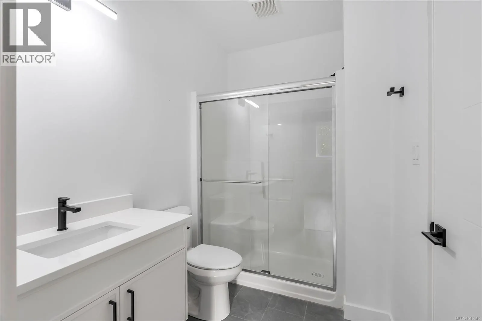 108 Plante Cres