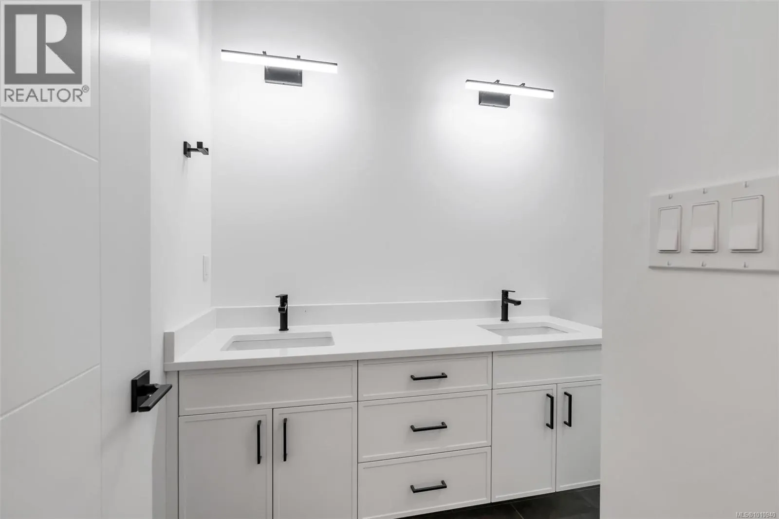 108 Plante Cres