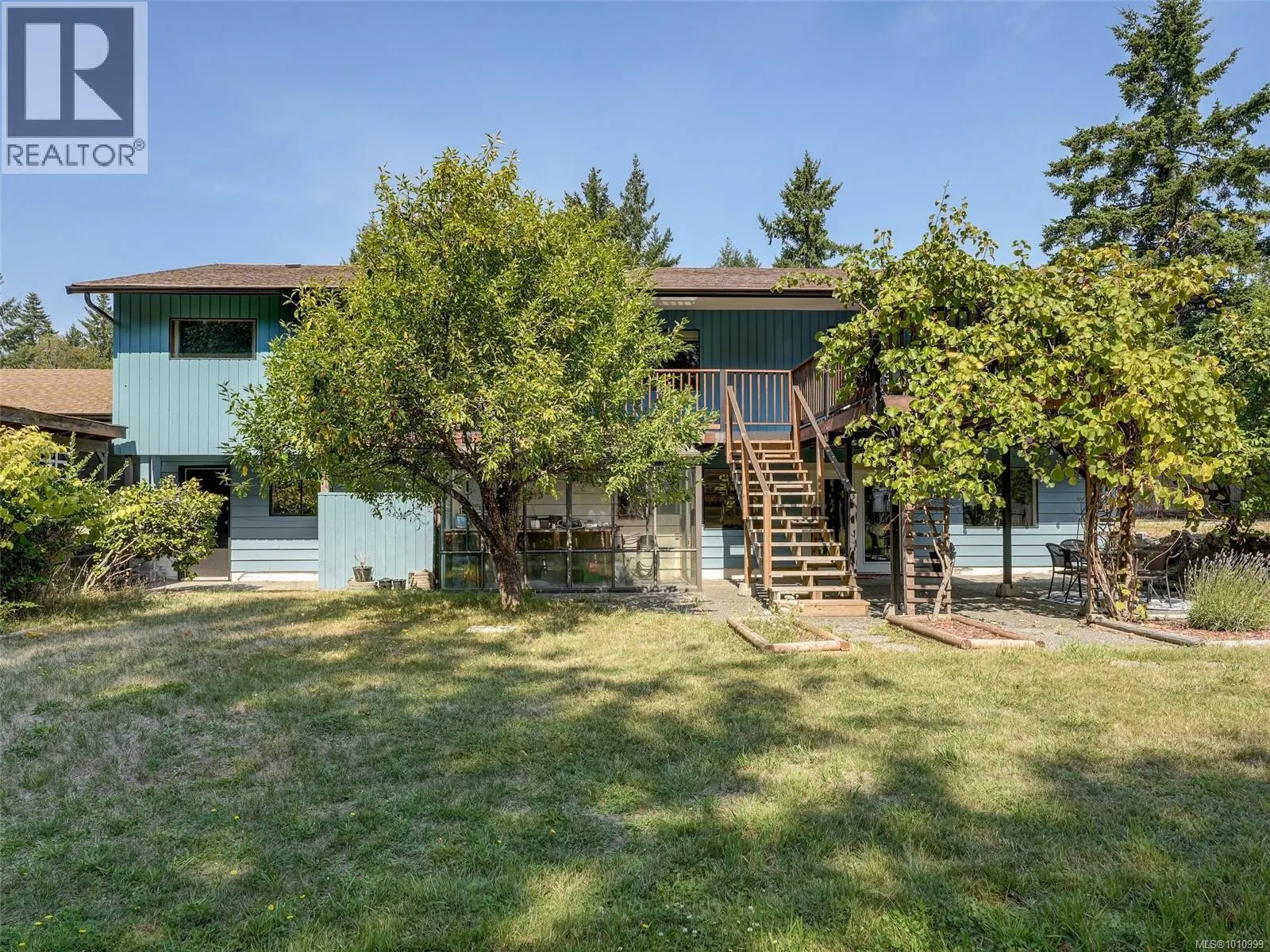 510 Voutrait Rd