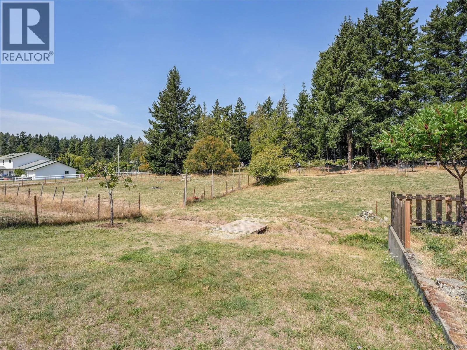 510 Voutrait Rd
