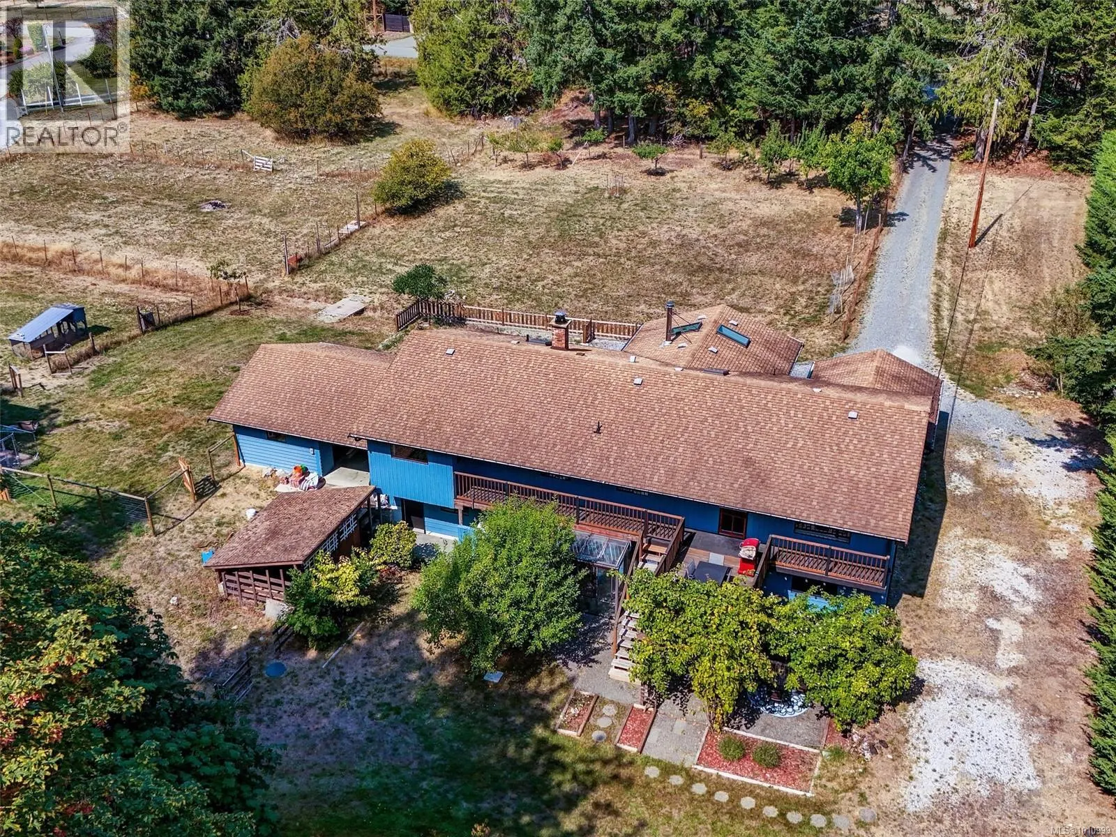 510 Voutrait Rd