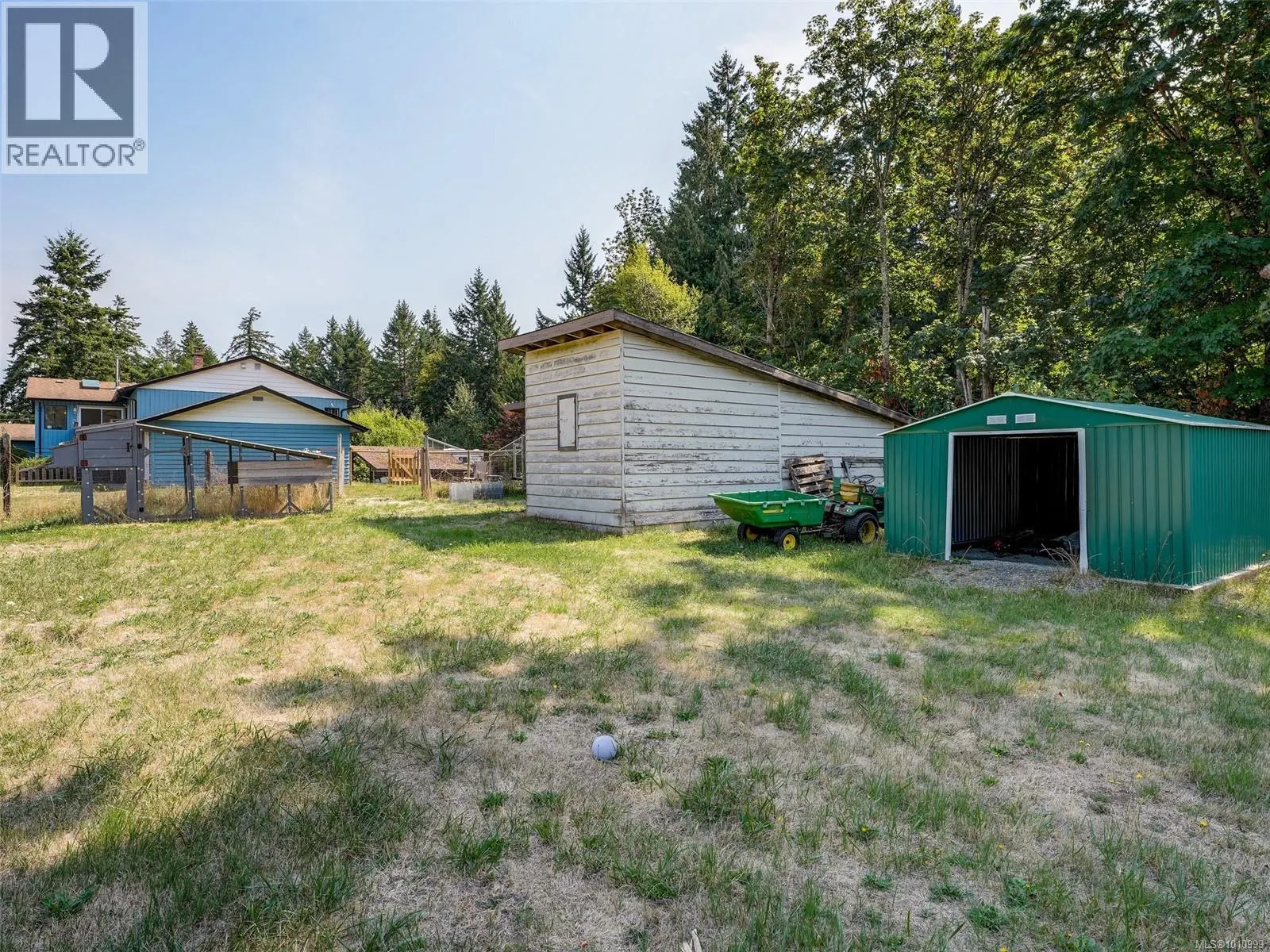 510 Voutrait Rd