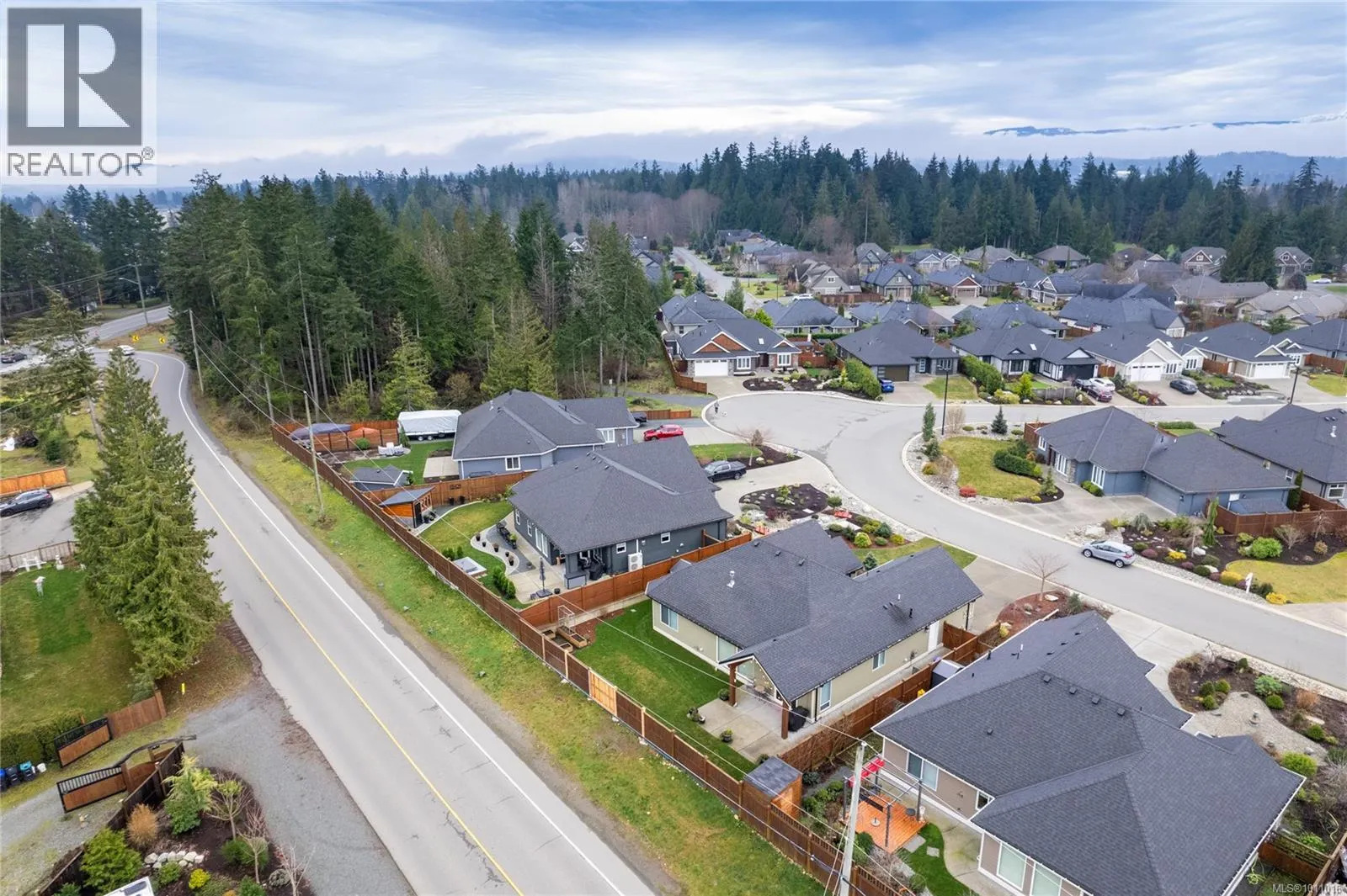 1004 Brookfield Cres