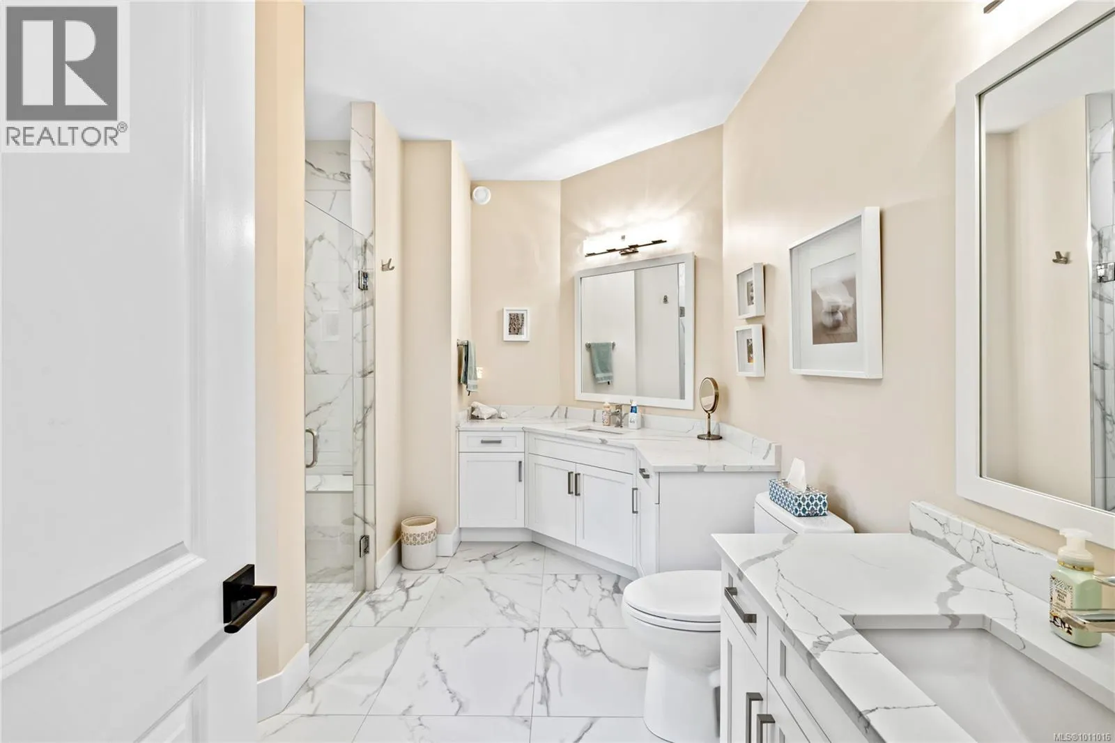 1004 Brookfield Cres