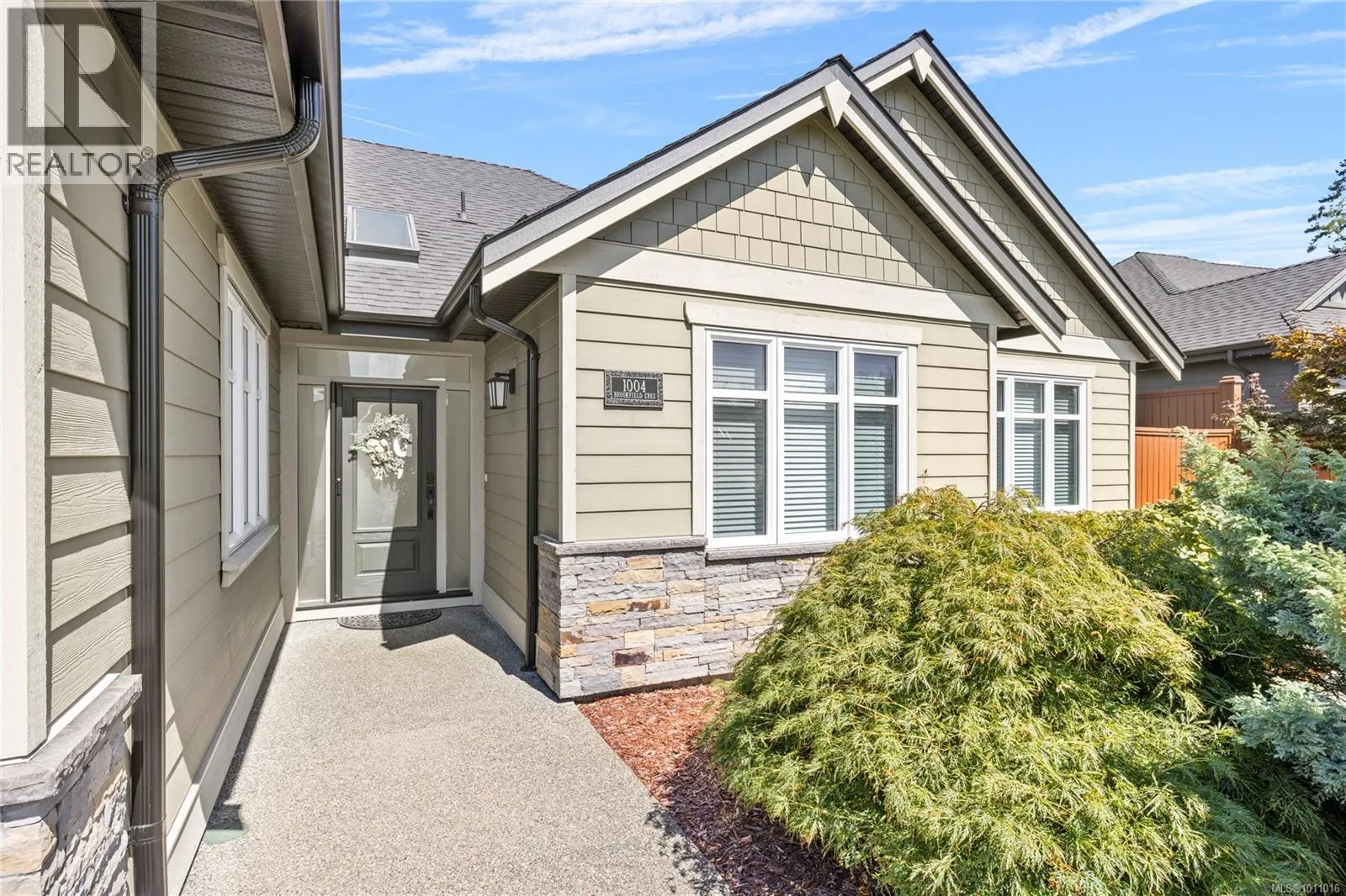 1004 Brookfield Cres