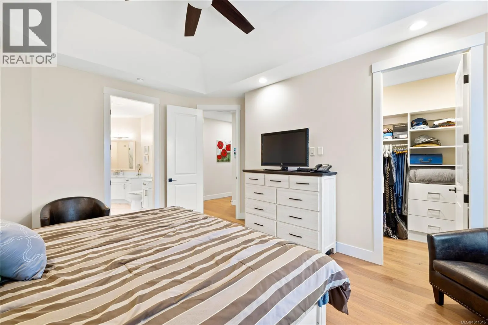 1004 Brookfield Cres