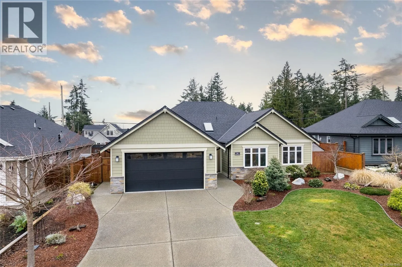 1004 Brookfield Cres