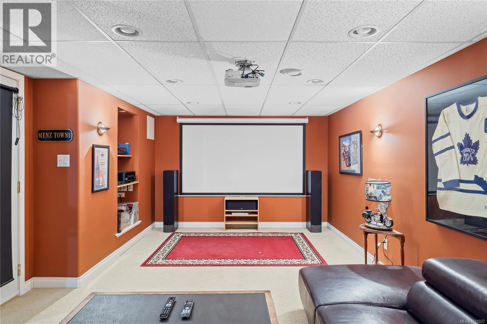 6127 Kiara Pl