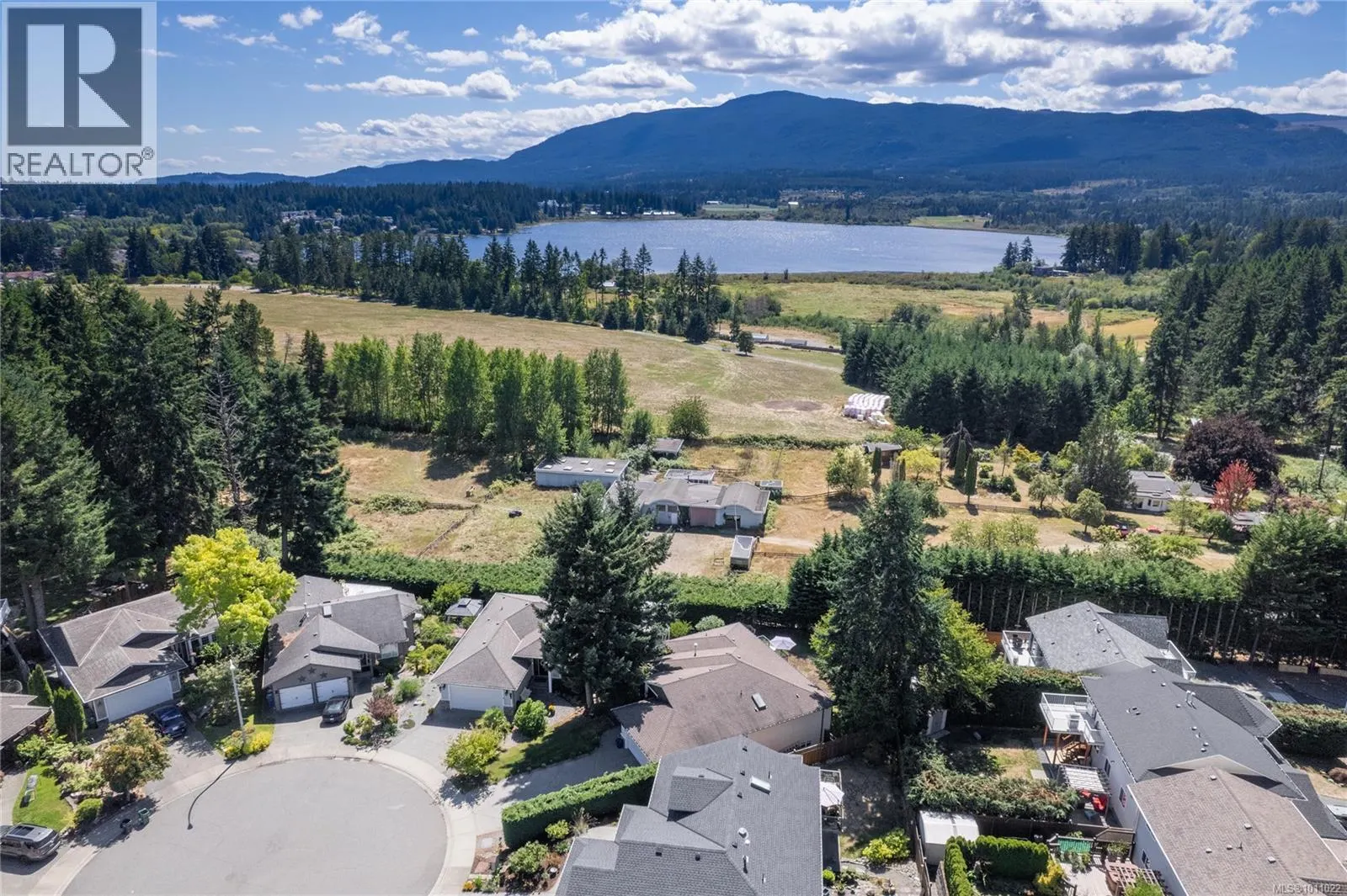 6127 Kiara Pl