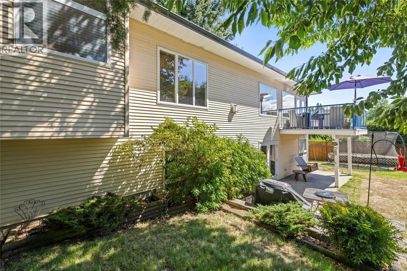 6127 Kiara Pl