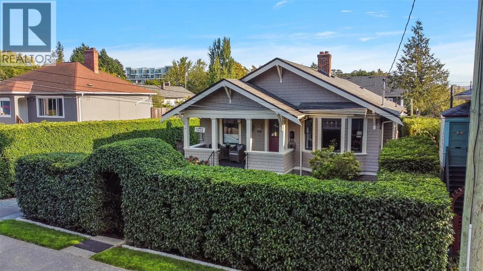 1215 Vista Hts