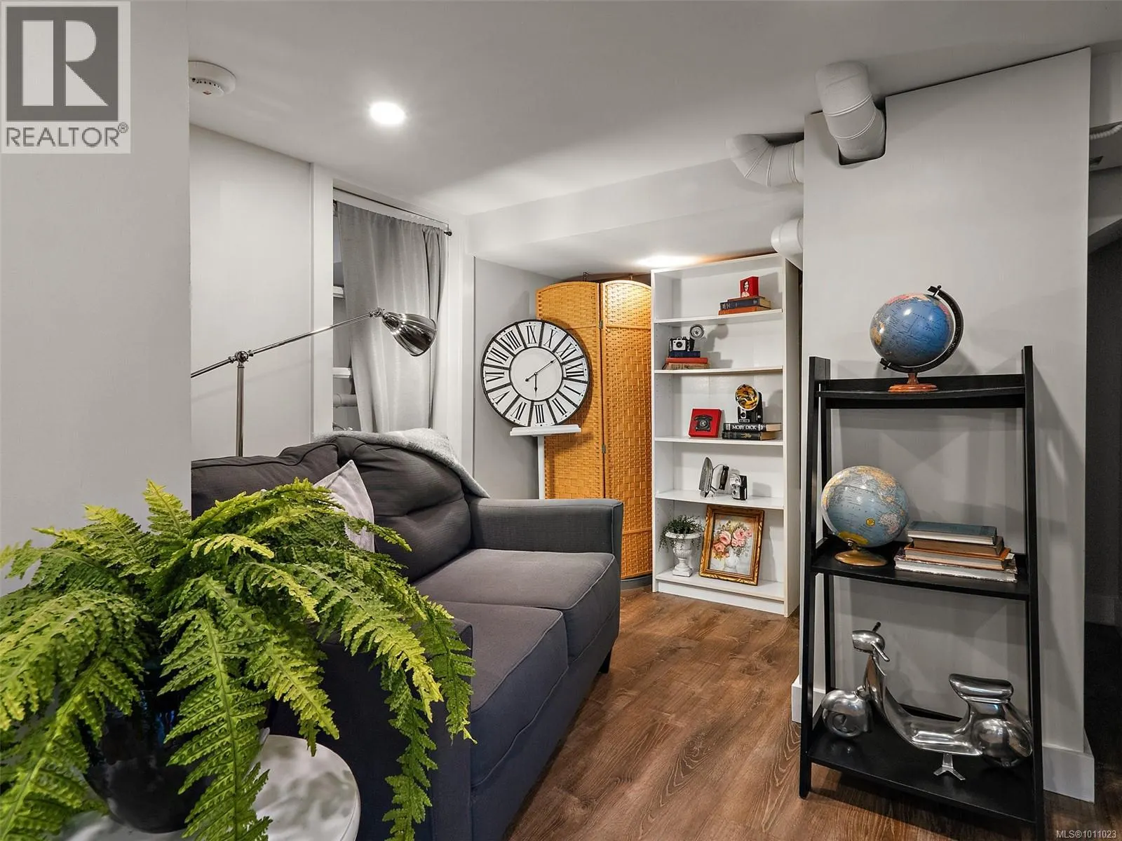 1215 Vista Hts