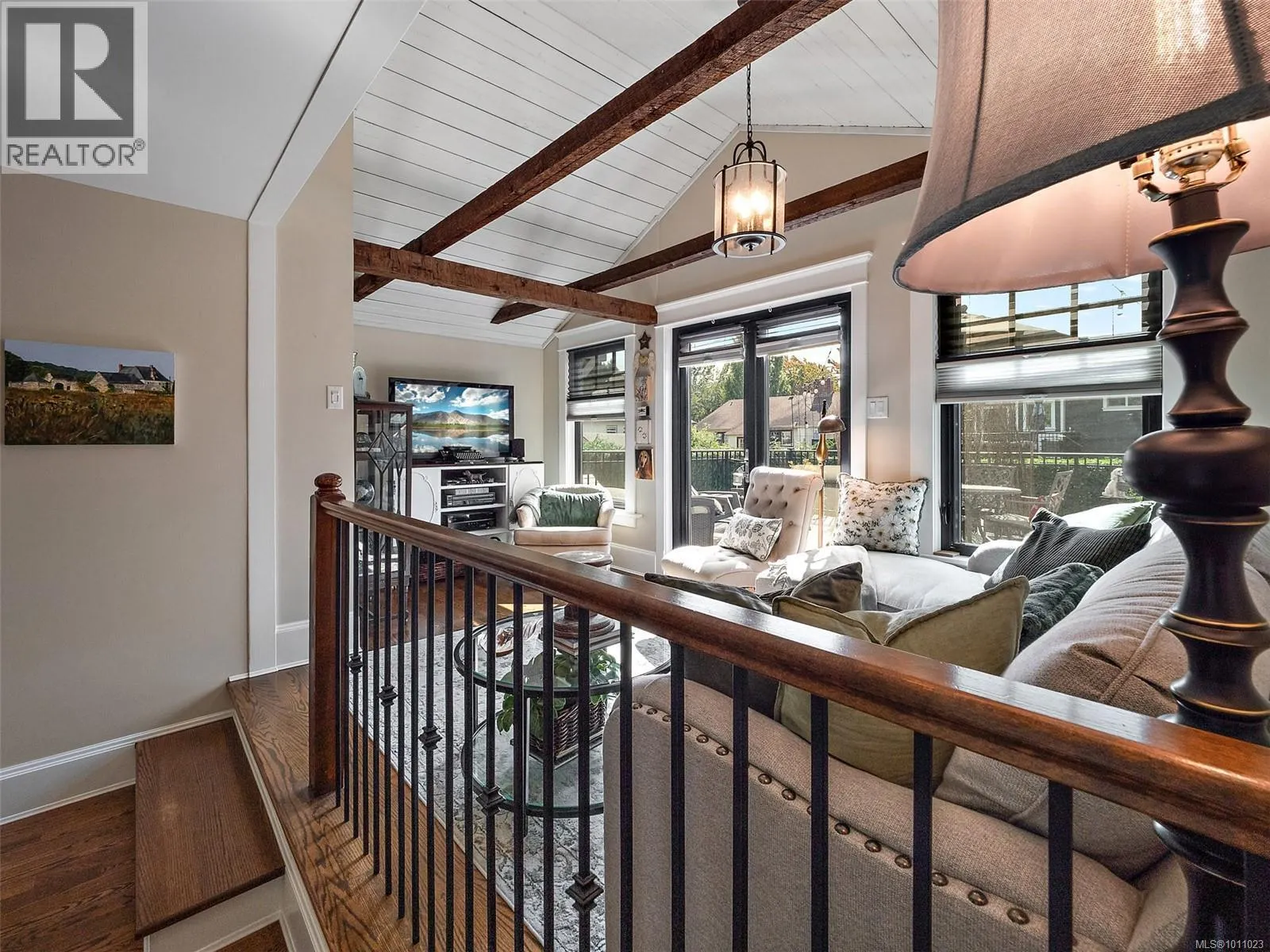 1215 Vista Hts