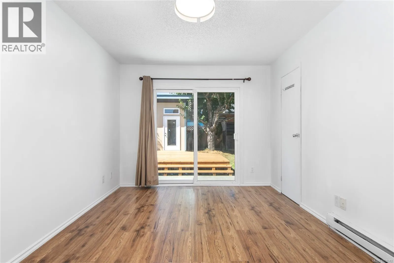 3610 Dakota Dr