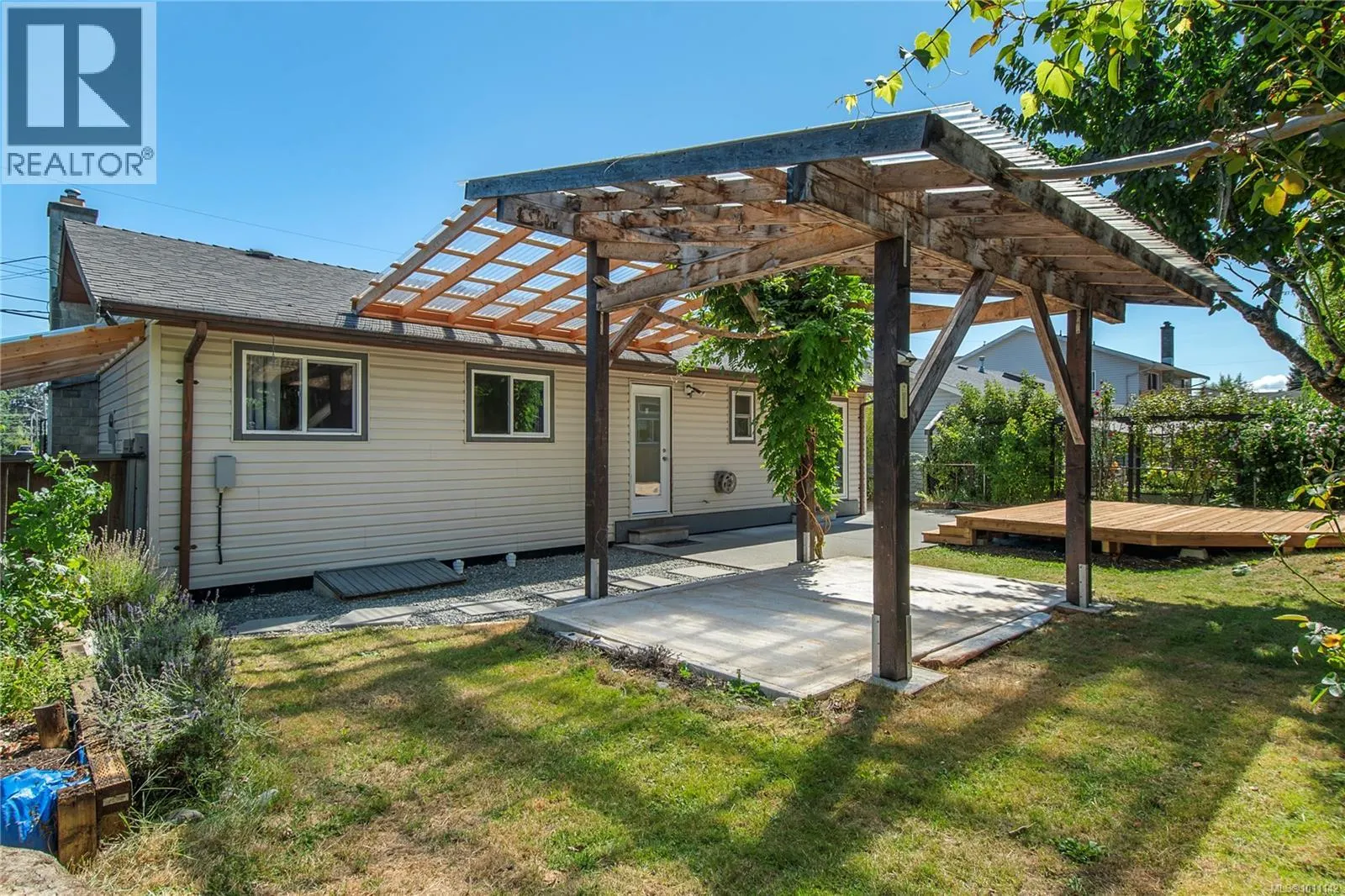 3610 Dakota Dr