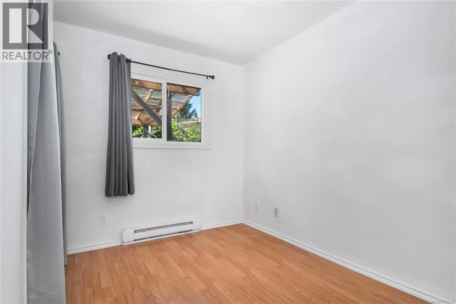 3610 Dakota Dr
