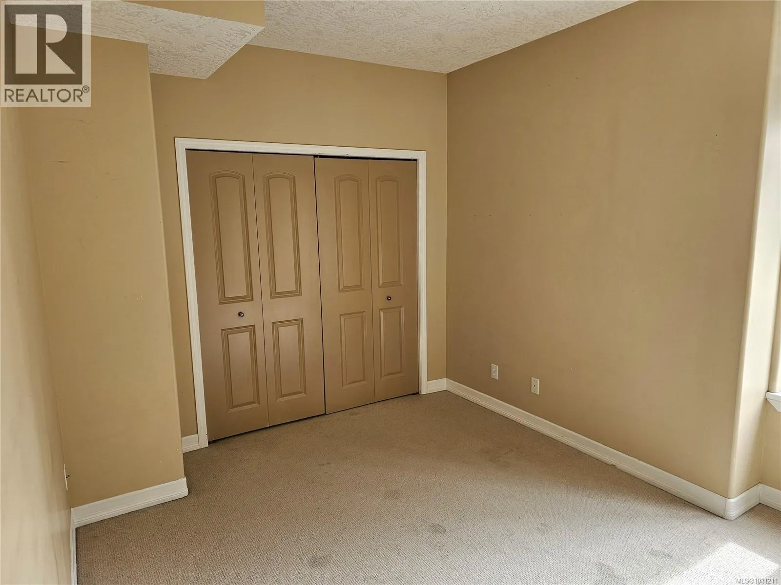 306 2706 PEATT Rd