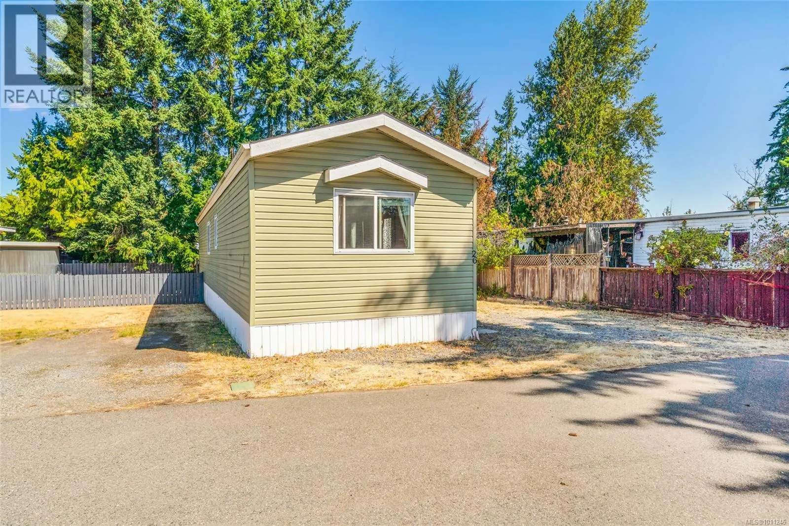 26 6820 Parklands Pl