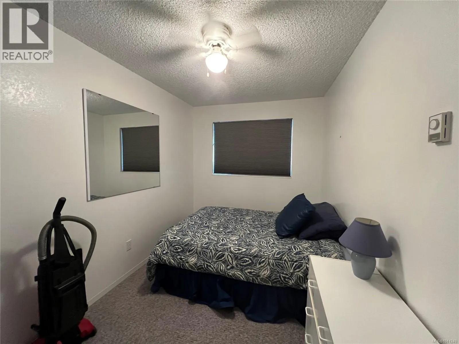 216 651 Maquinna Dr N