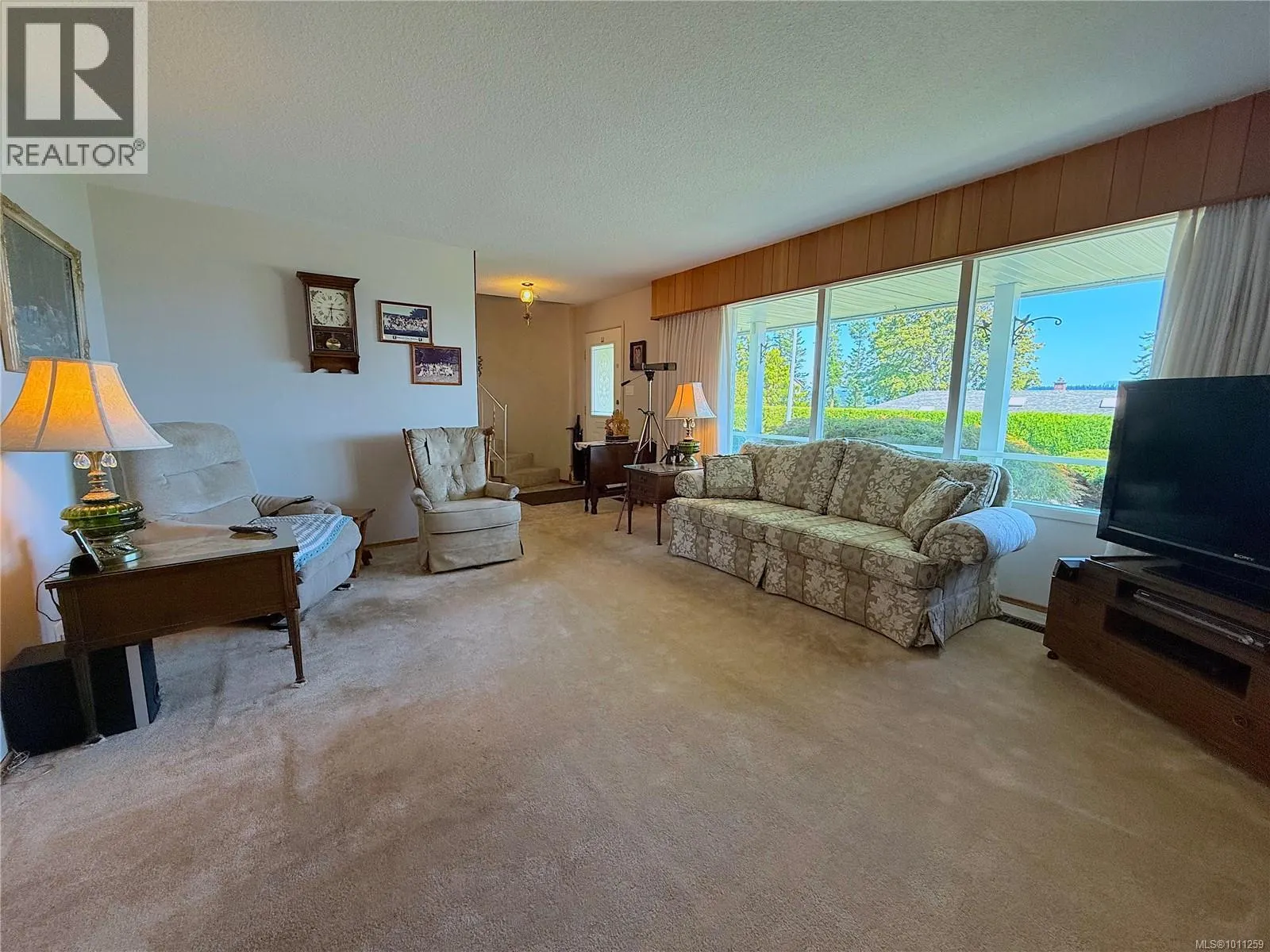 84 Ridgeview Pl