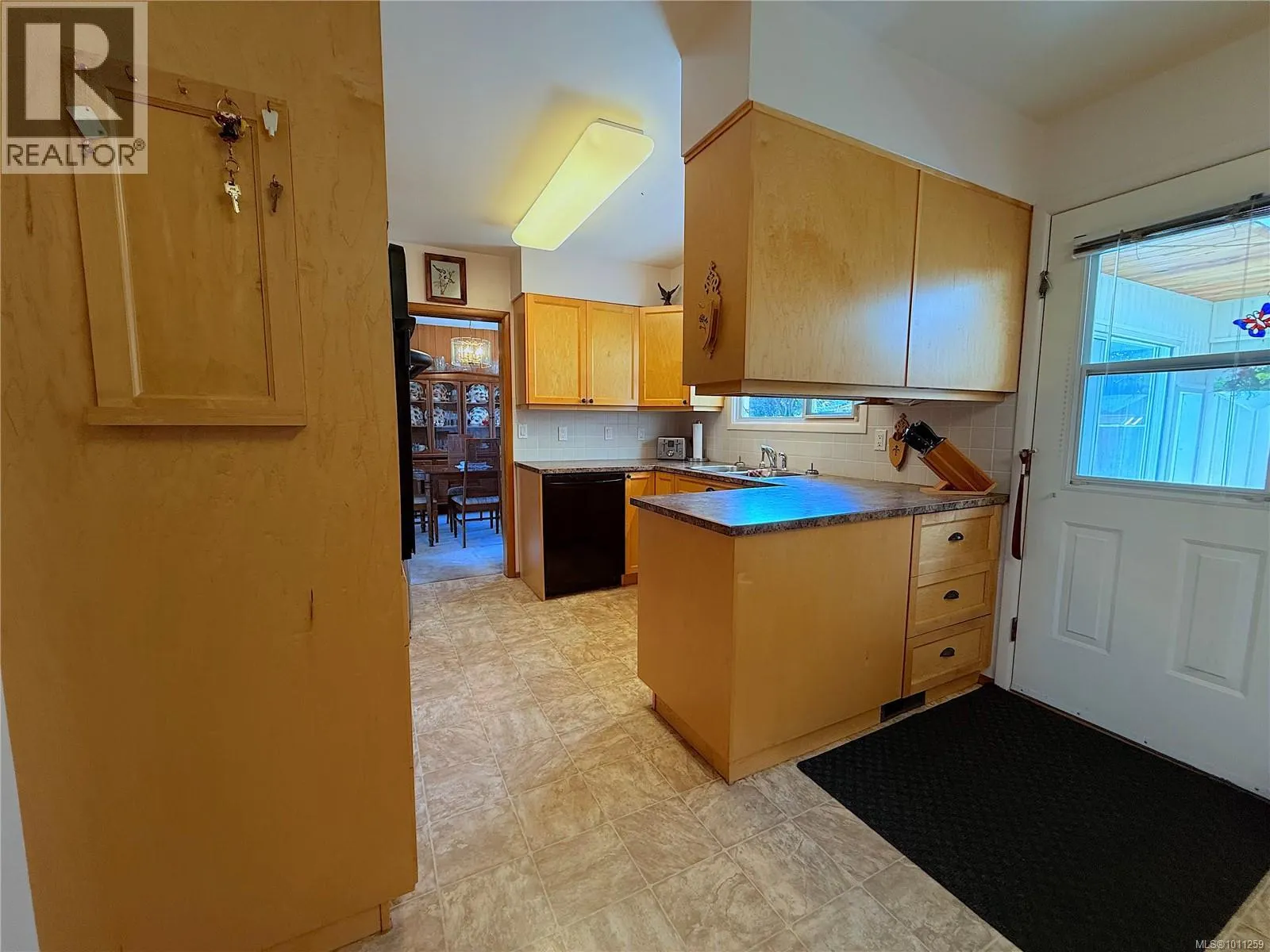 84 Ridgeview Pl