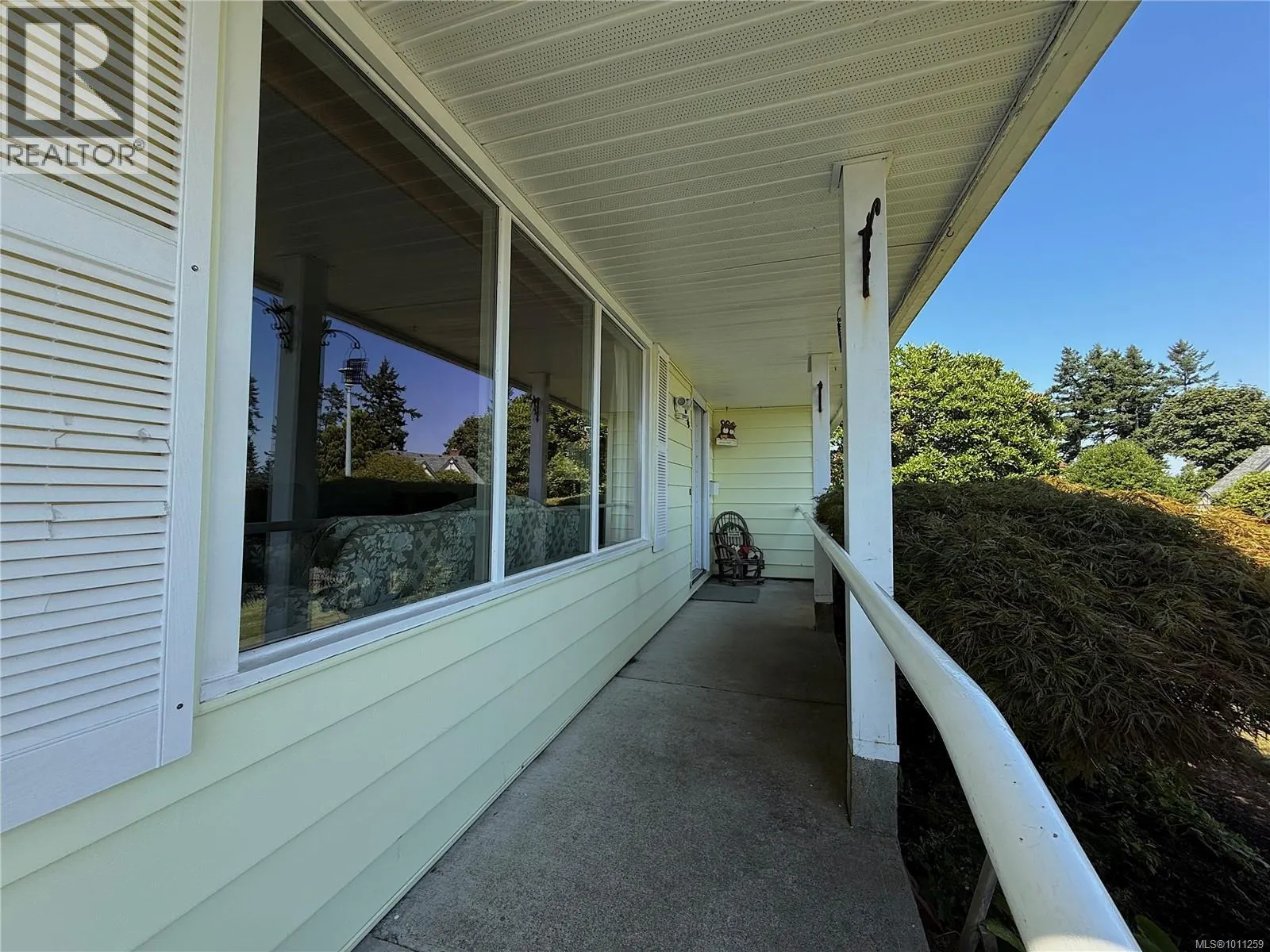 84 Ridgeview Pl