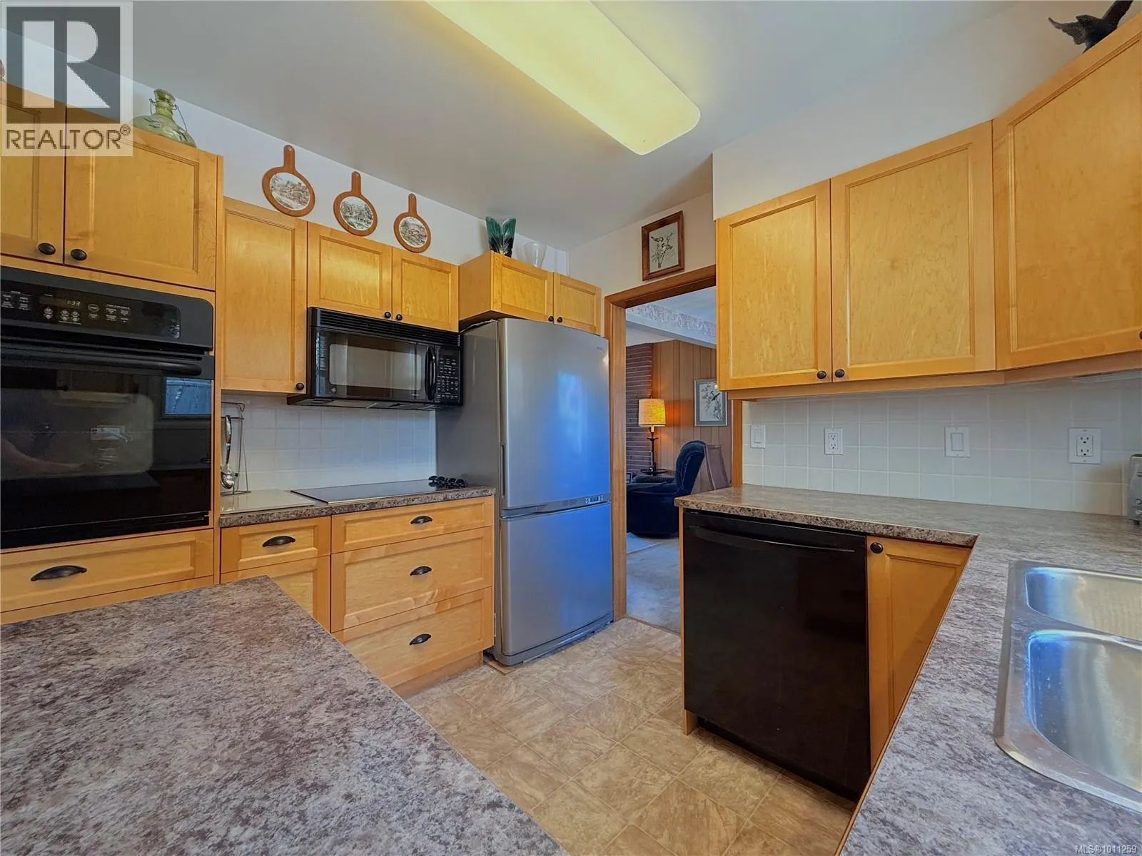 84 Ridgeview Pl