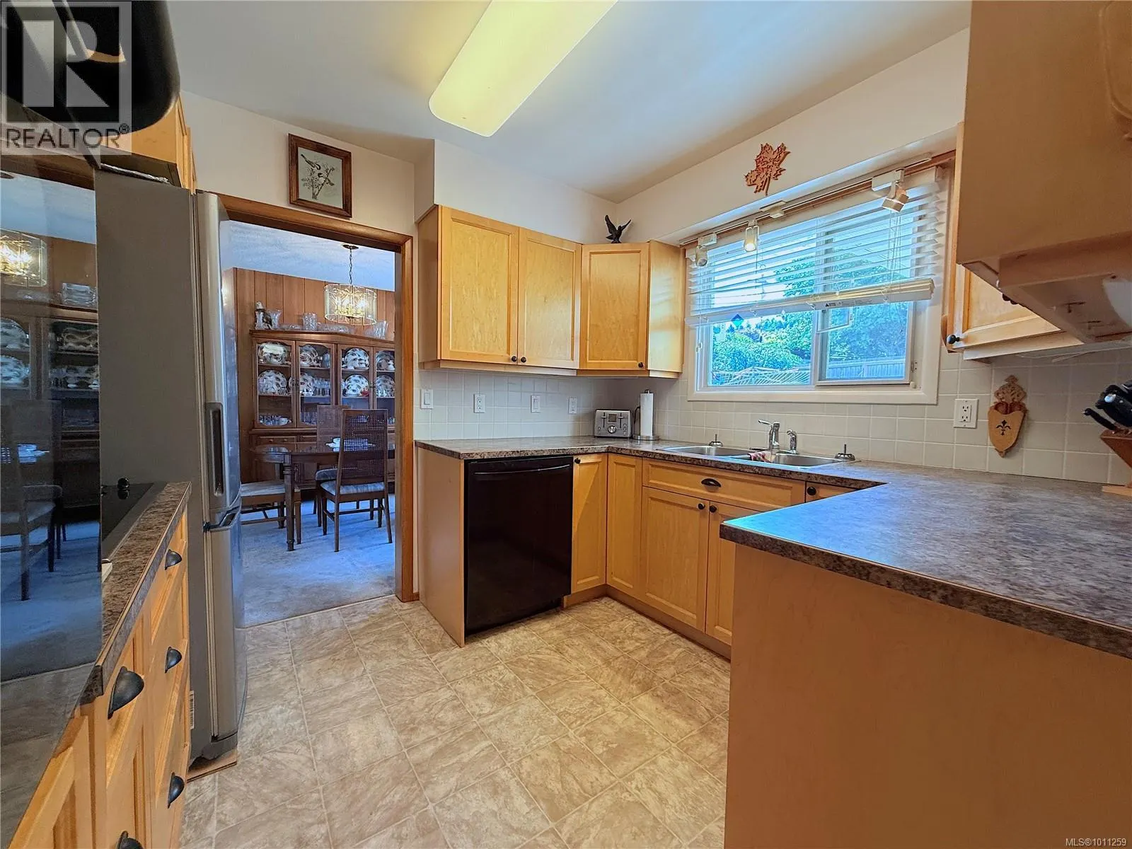84 Ridgeview Pl