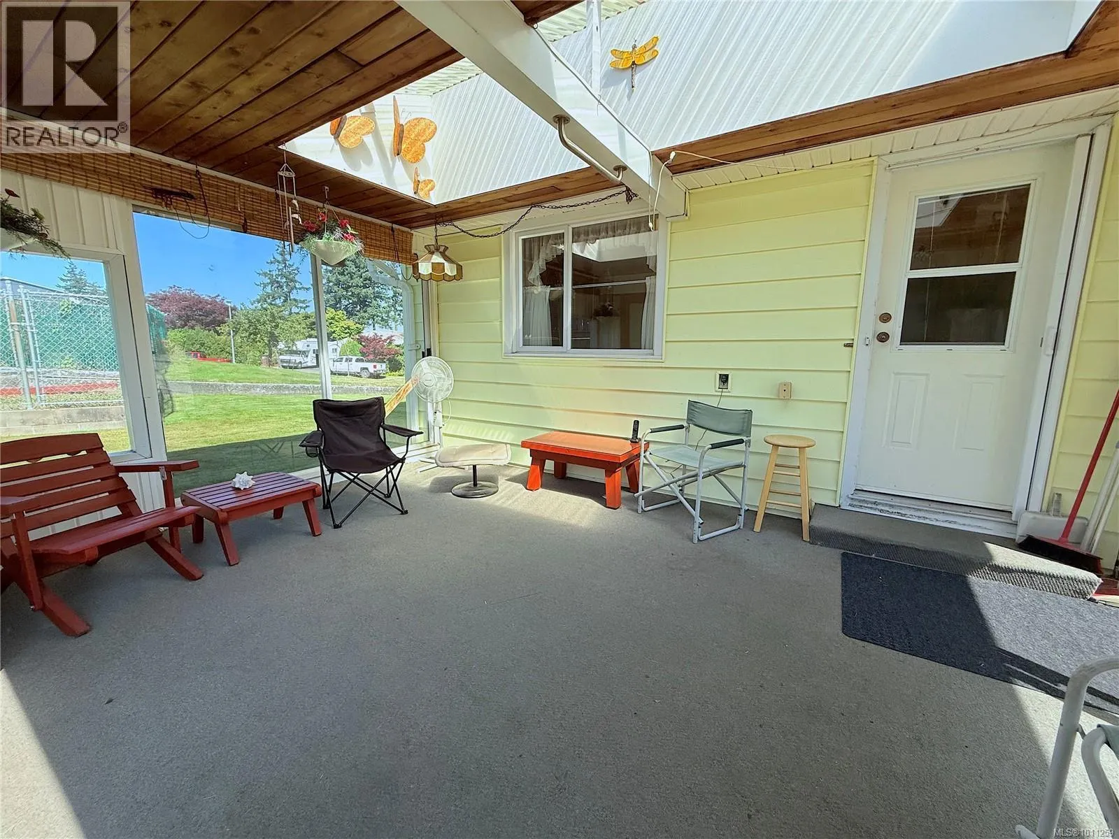 84 Ridgeview Pl