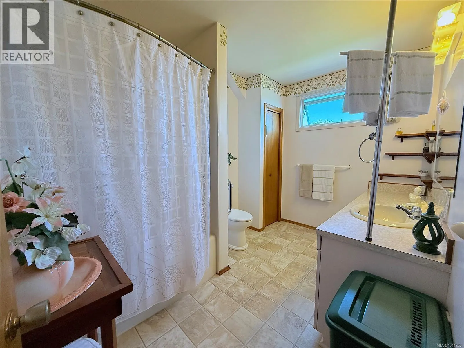 84 Ridgeview Pl