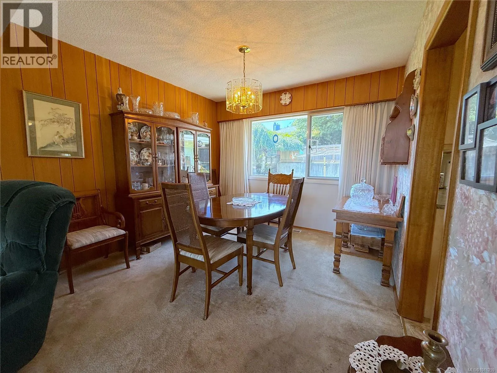 84 Ridgeview Pl