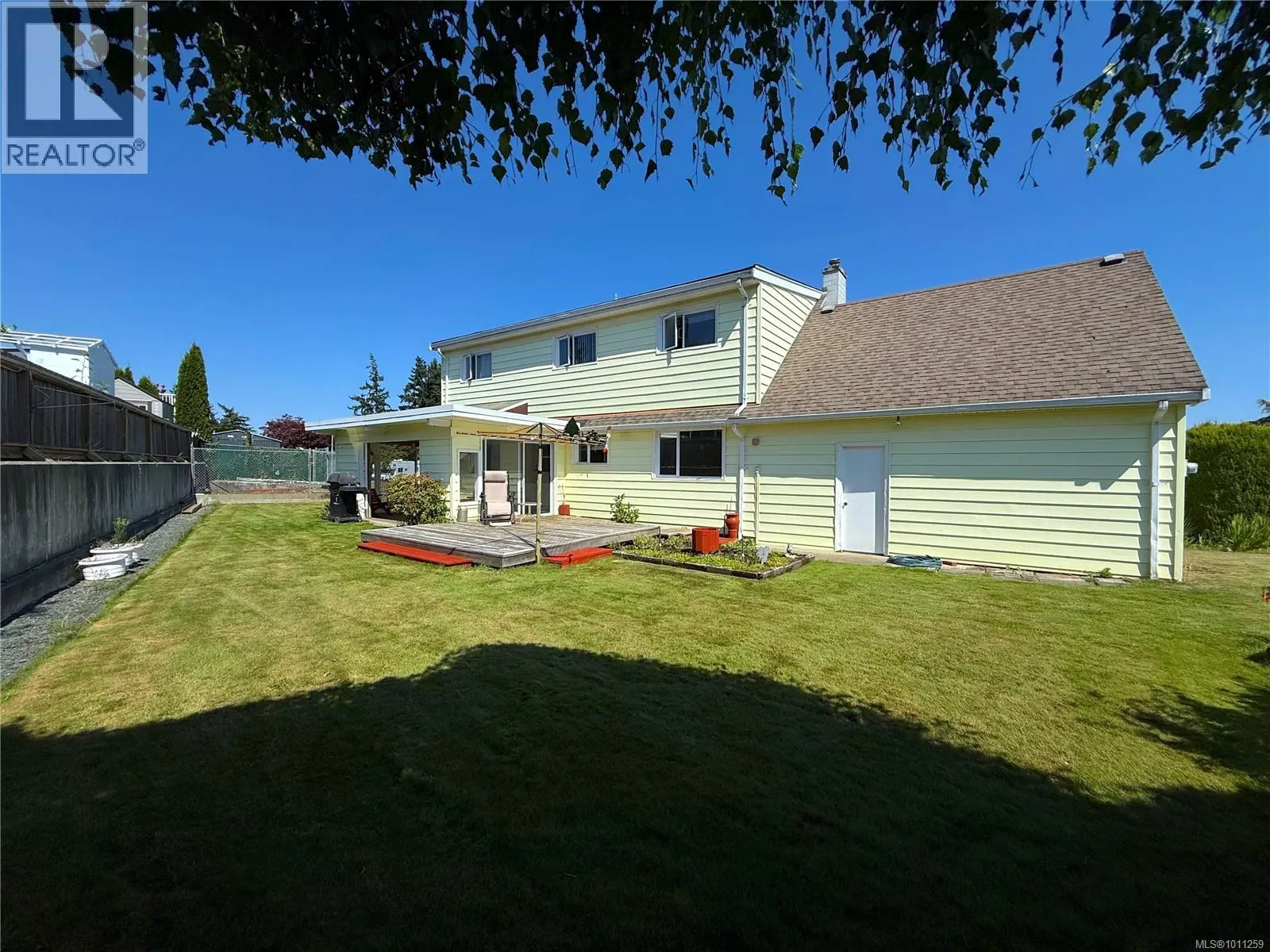 84 Ridgeview Pl