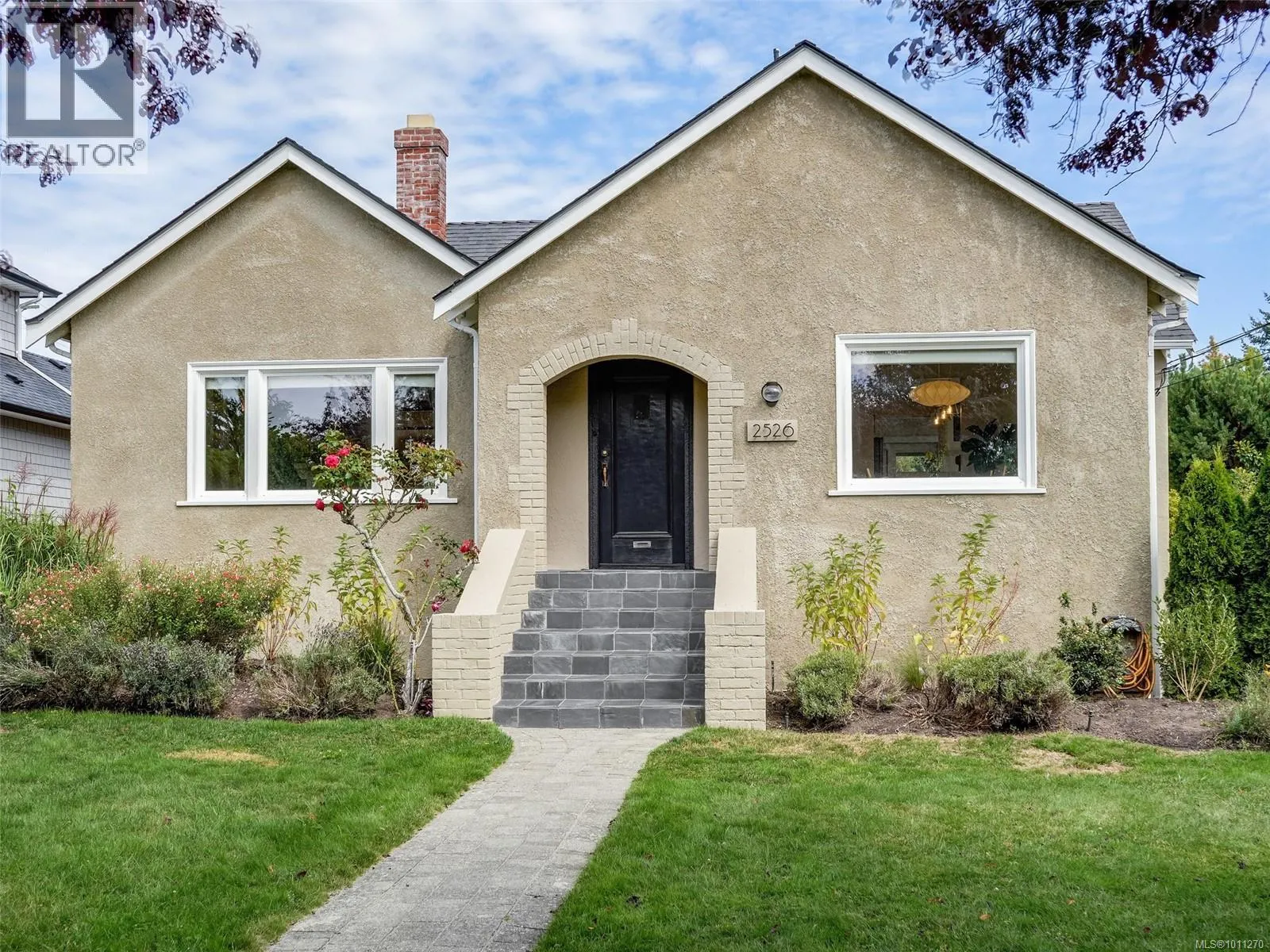 2526 Dalhousie St