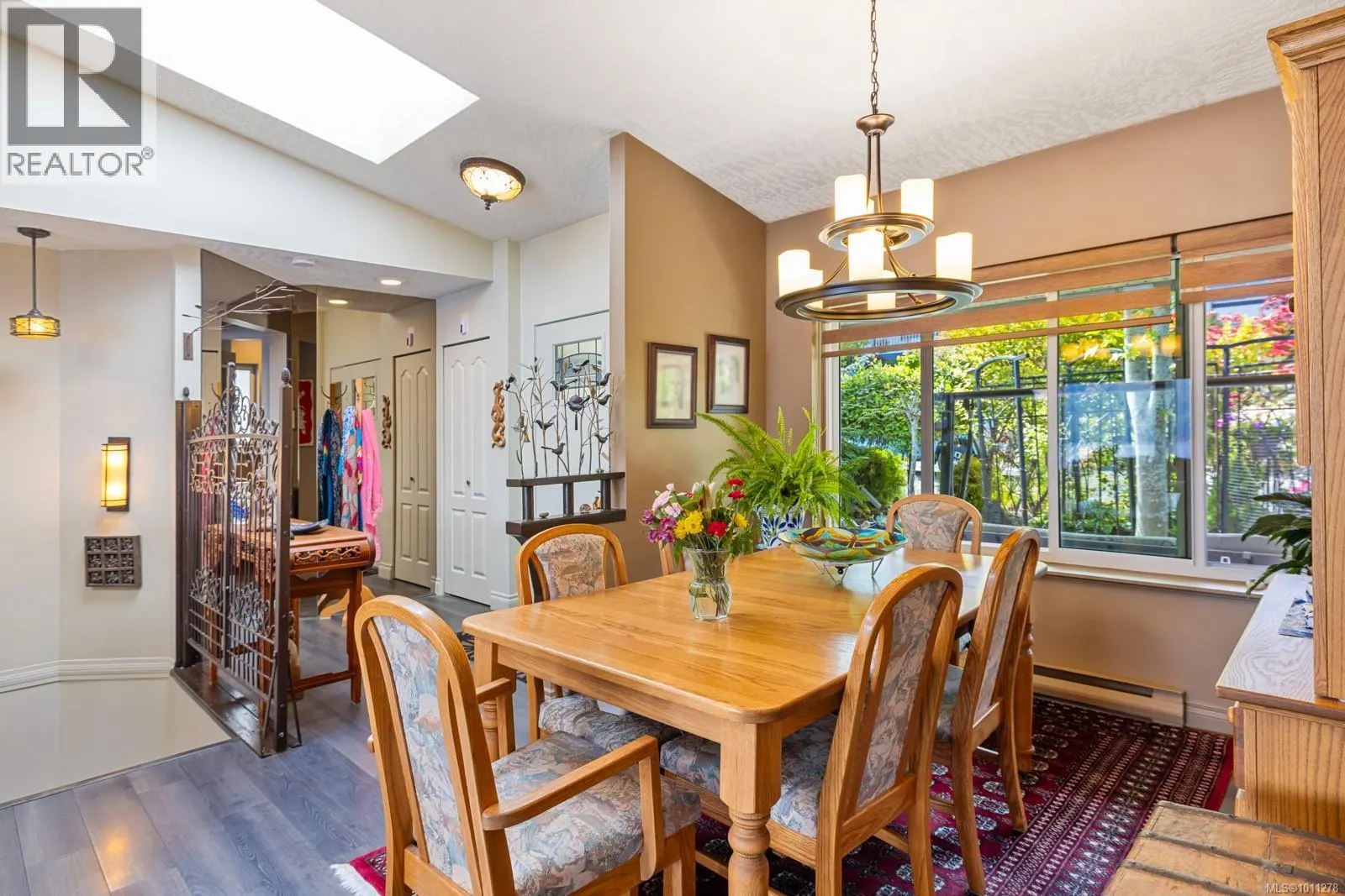 505 Marine View
