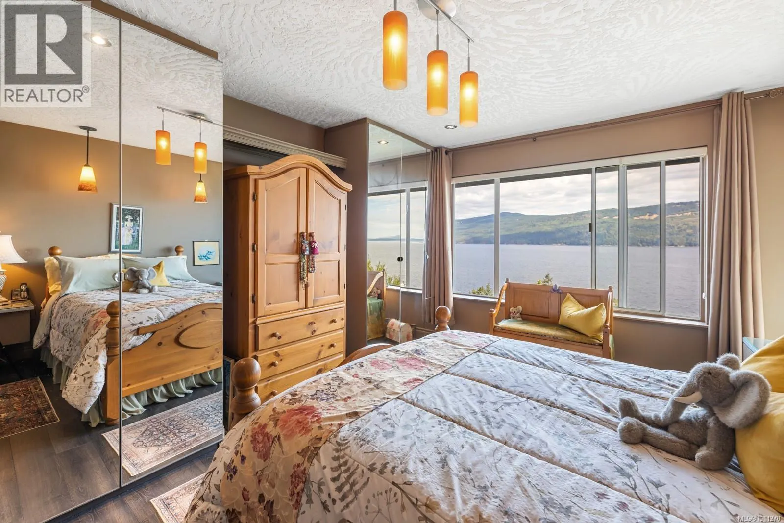 505 Marine View