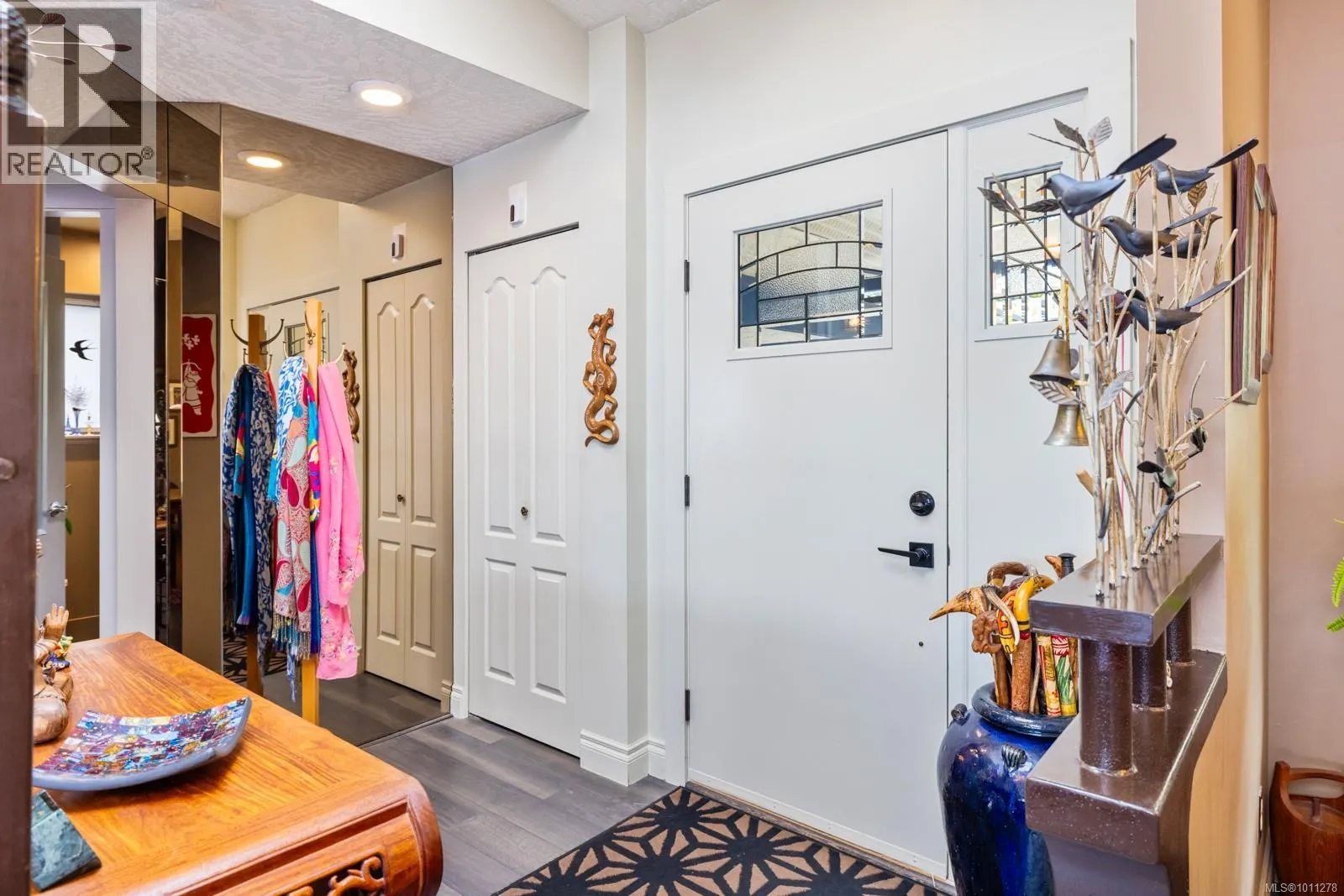 505 Marine View
